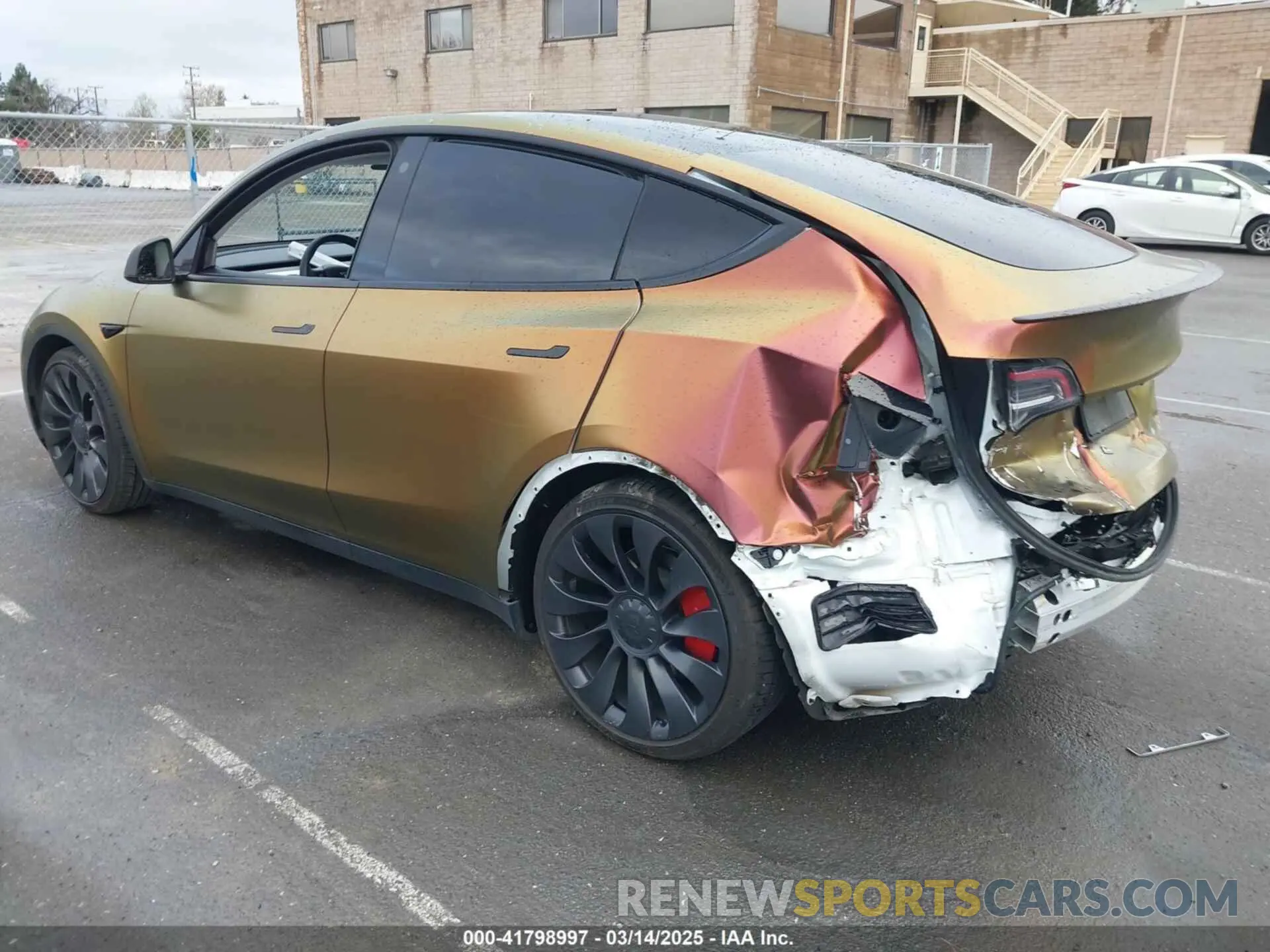 3 Photograph of a damaged car 7SAYGDEF4PF738885 TESLA MODEL Y 2023
