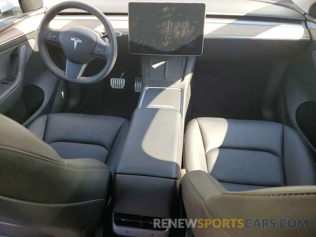 8 Photograph of a damaged car 7SAYGDEF4PF779825 TESLA MODEL Y 2023
