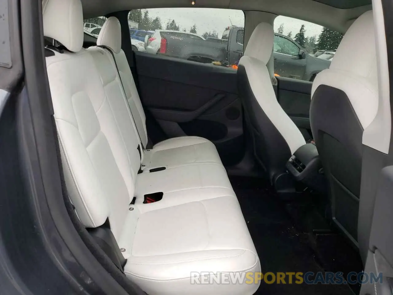 10 Photograph of a damaged car 7SAYGDEF4PF794244 TESLA MODEL Y 2023