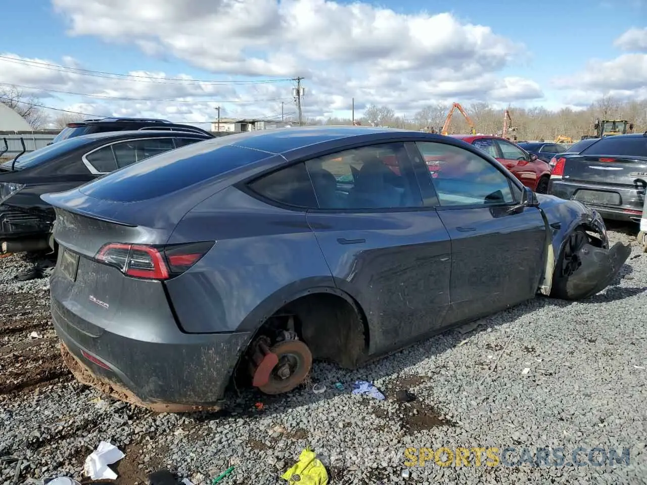 3 Photograph of a damaged car 7SAYGDEF4PF841336 TESLA MODEL Y 2023