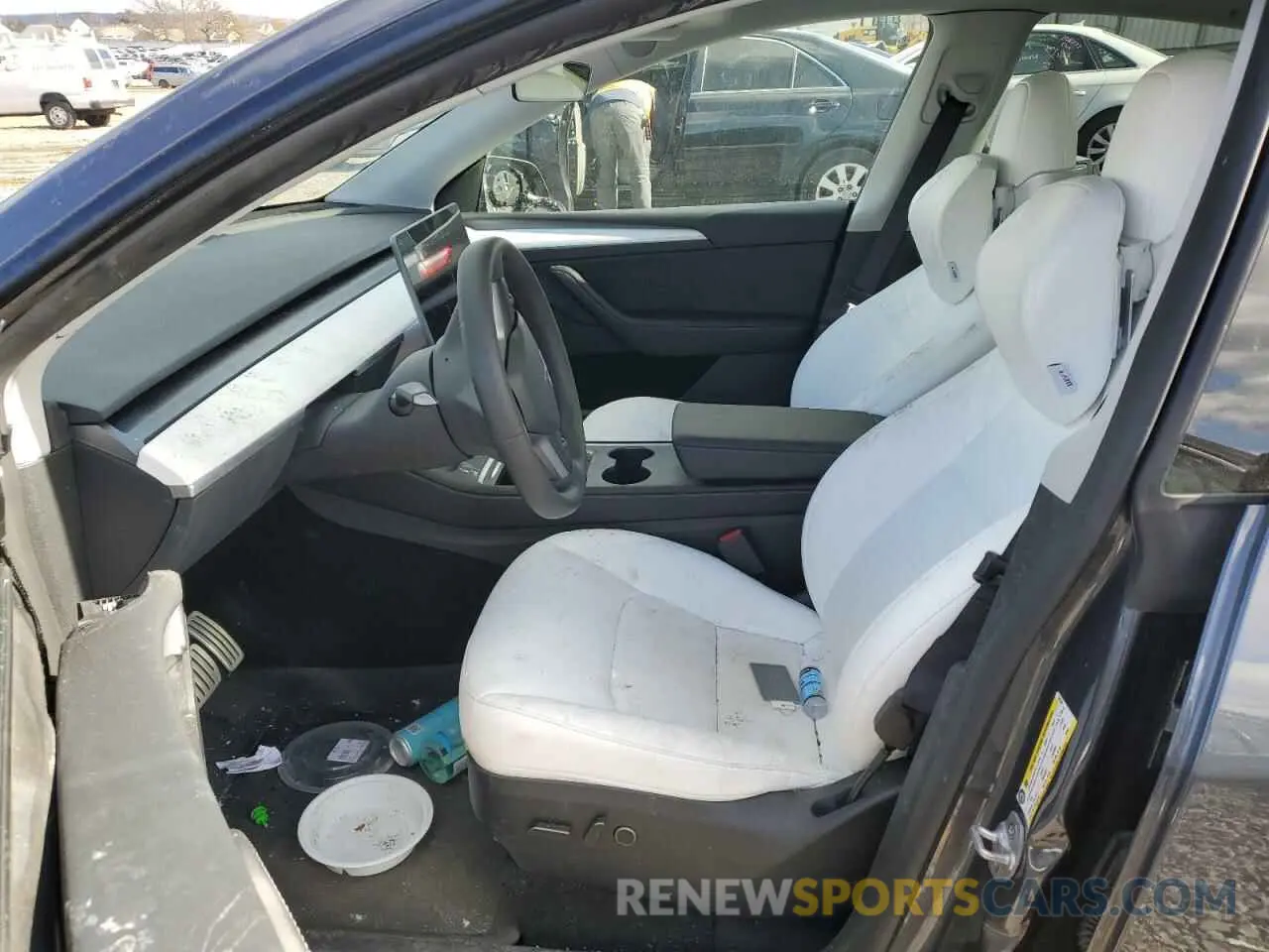 7 Photograph of a damaged car 7SAYGDEF4PF841336 TESLA MODEL Y 2023