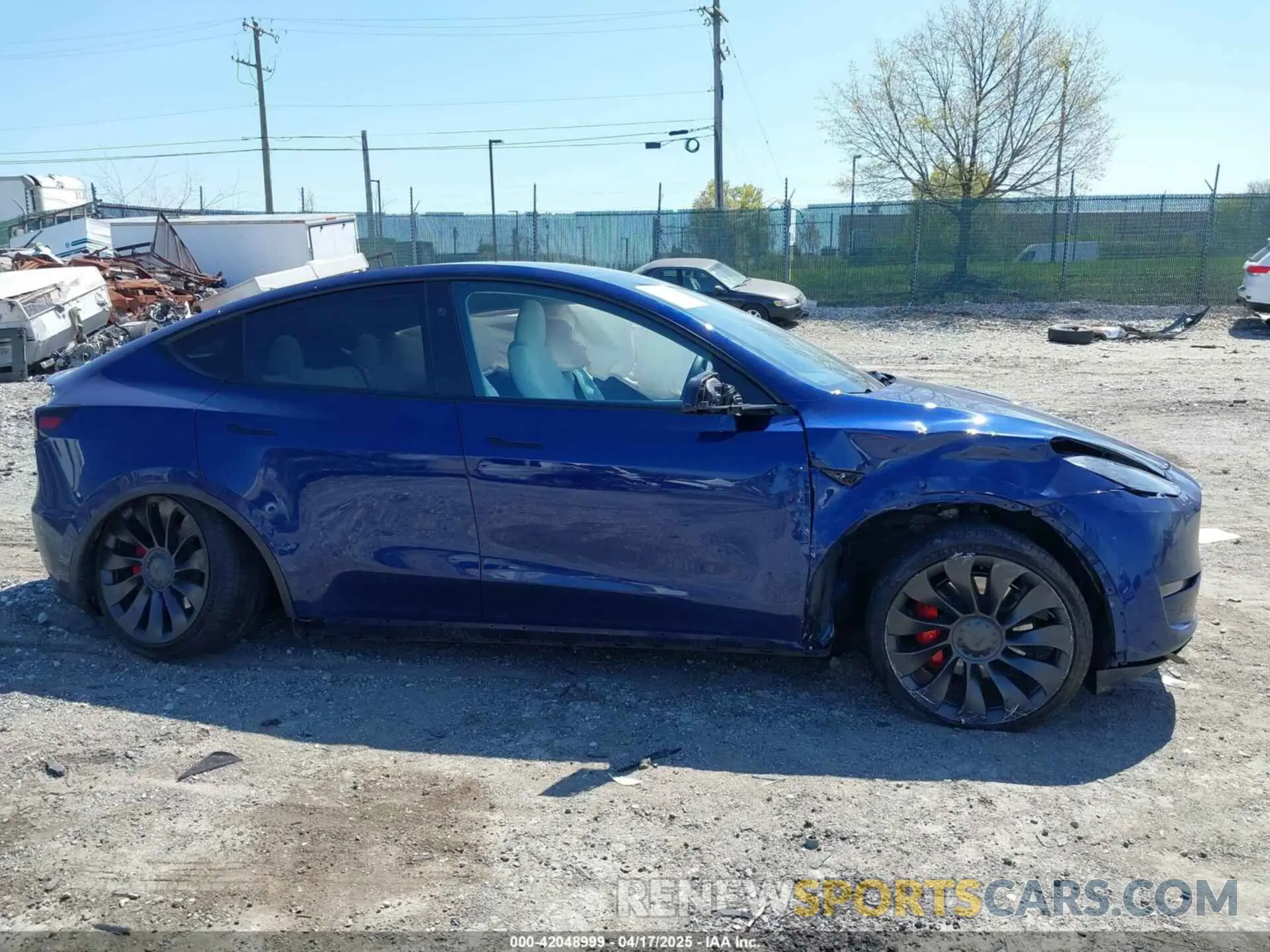 6 Photograph of a damaged car 7SAYGDEF4PF844933 TESLA MODEL Y 2023