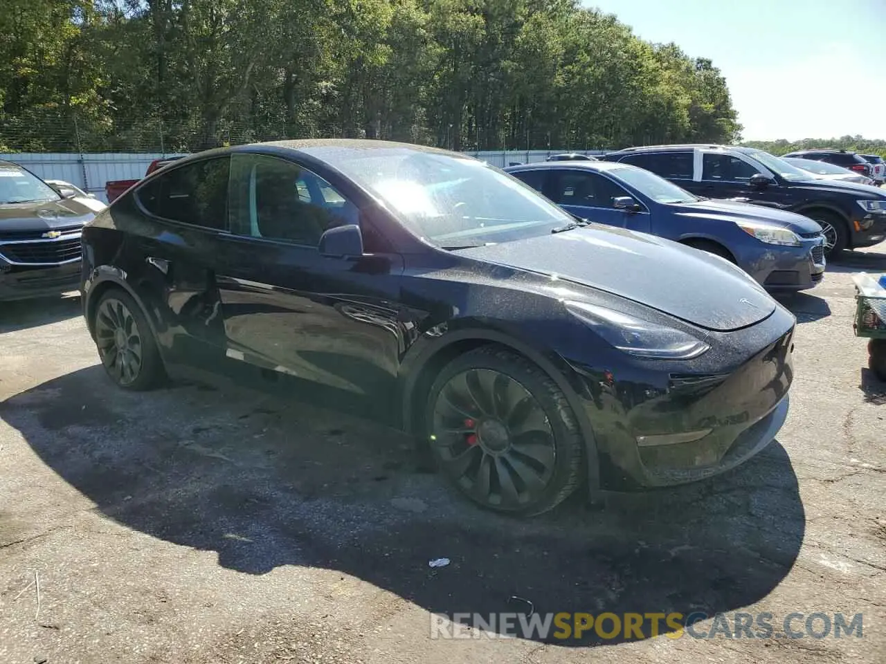 4 Photograph of a damaged car 7SAYGDEF4PF854006 TESLA MODEL Y 2023