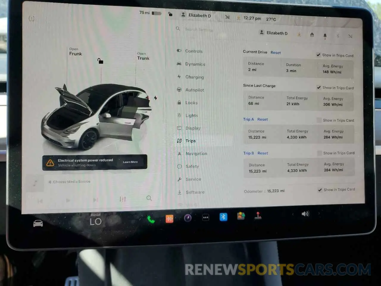 9 Photograph of a damaged car 7SAYGDEF4PF854006 TESLA MODEL Y 2023