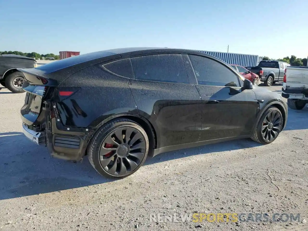 3 Photograph of a damaged car 7SAYGDEF4PF856385 TESLA MODEL Y 2023