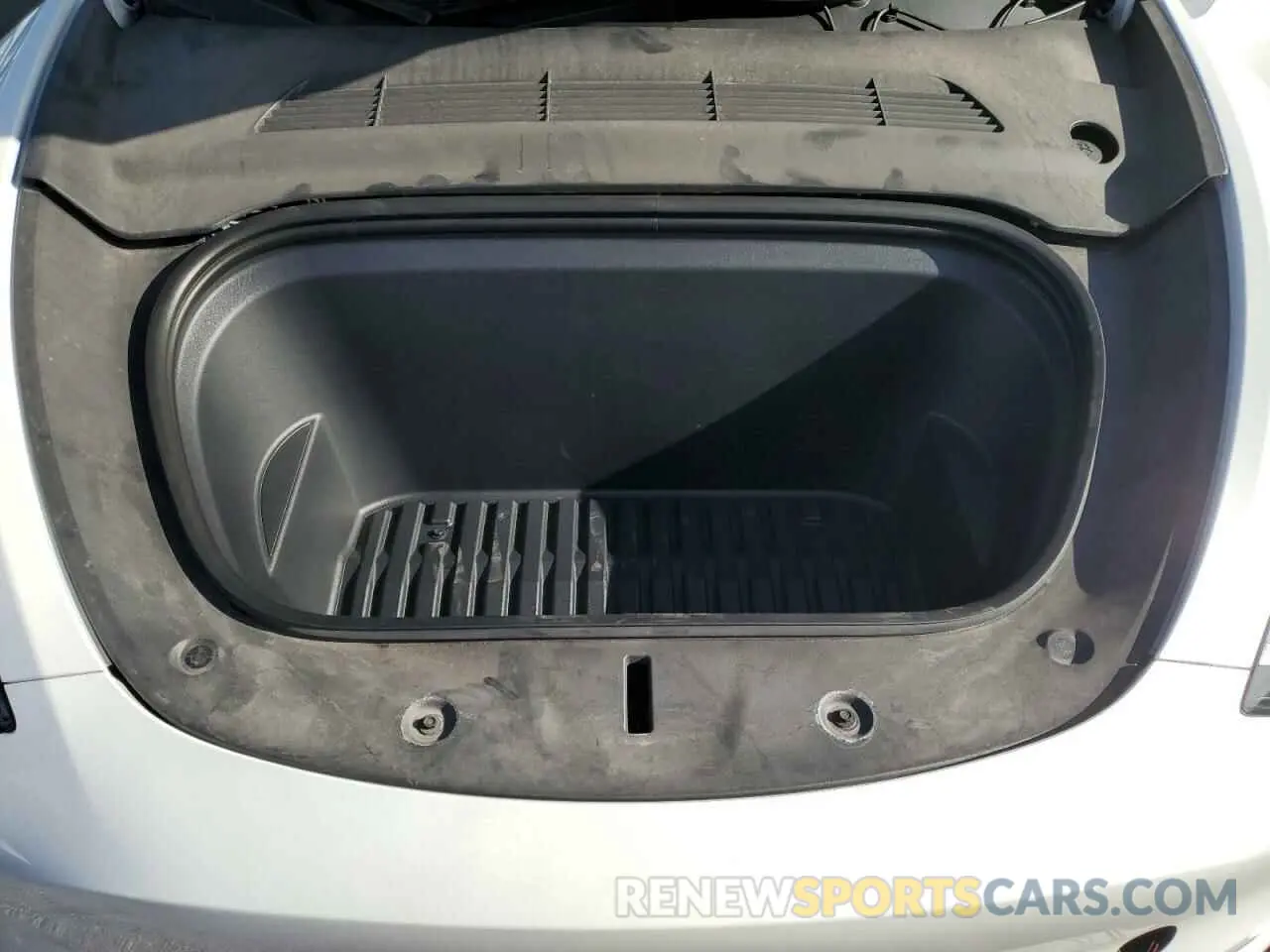 11 Photograph of a damaged car 7SAYGDEF4PF871940 TESLA MODEL Y 2023