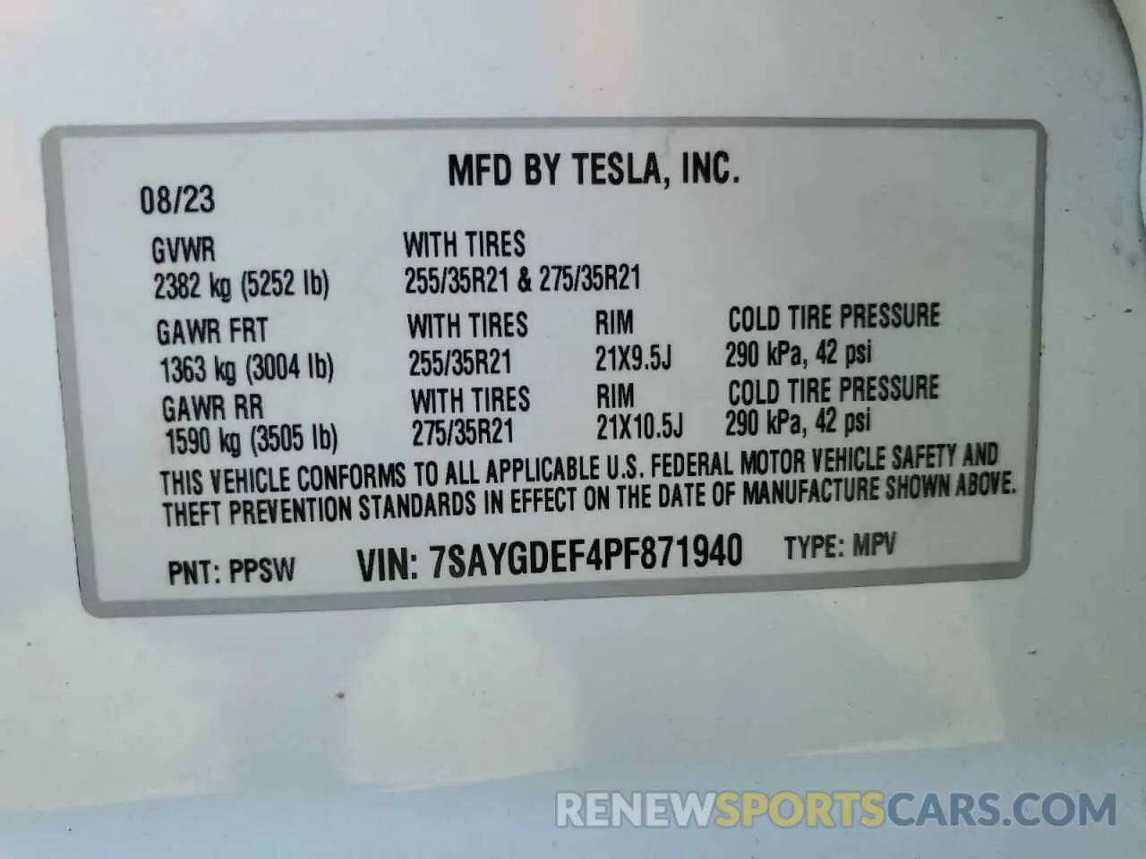 12 Photograph of a damaged car 7SAYGDEF4PF871940 TESLA MODEL Y 2023