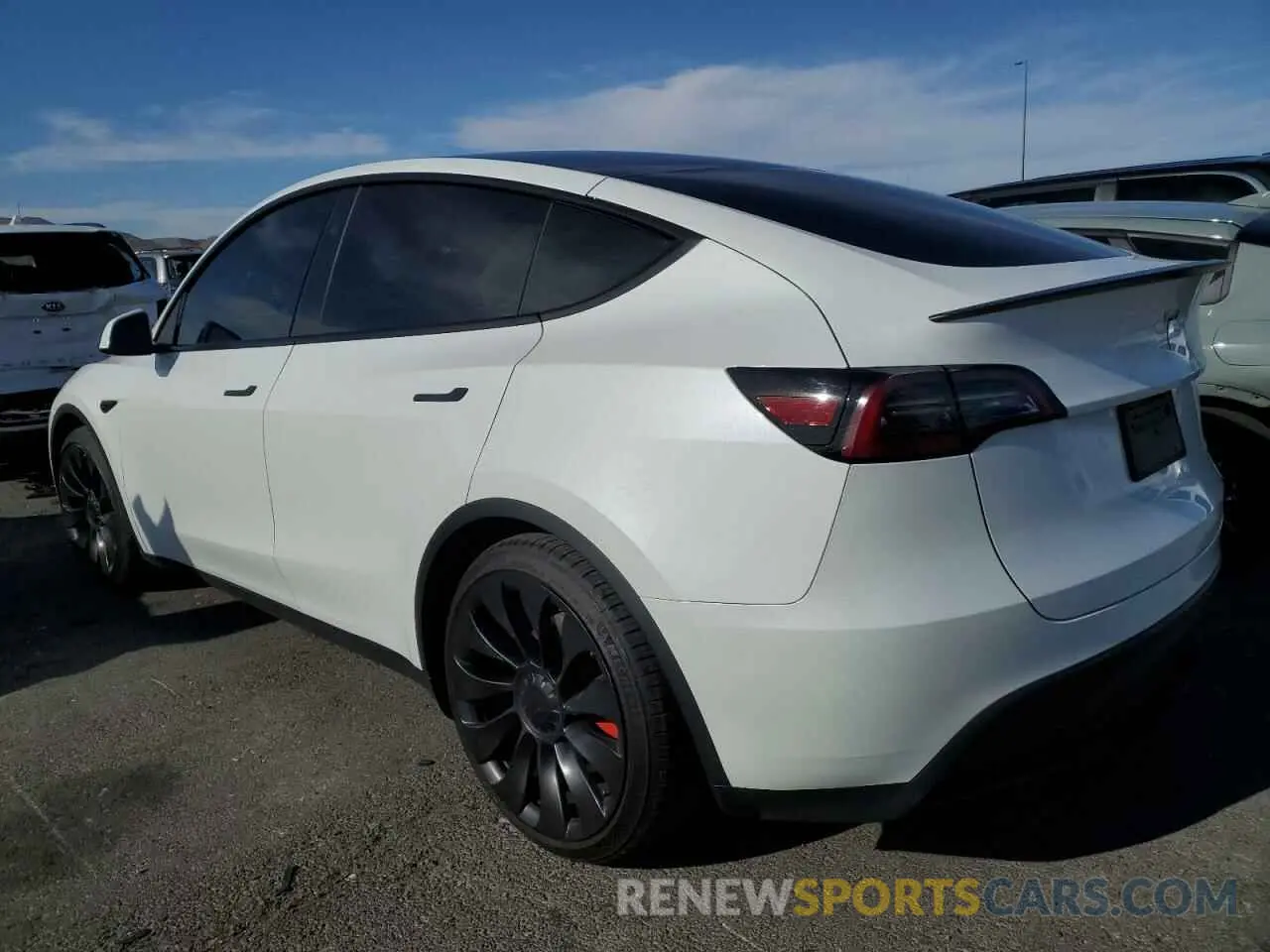 2 Photograph of a damaged car 7SAYGDEF4PF871940 TESLA MODEL Y 2023