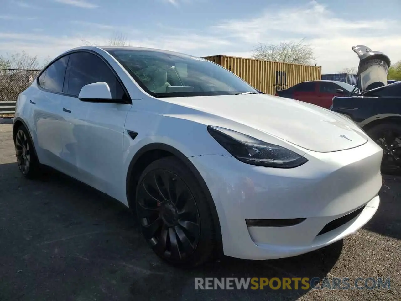 4 Photograph of a damaged car 7SAYGDEF4PF871940 TESLA MODEL Y 2023
