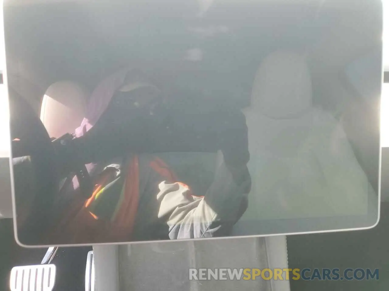 9 Photograph of a damaged car 7SAYGDEF4PF871940 TESLA MODEL Y 2023