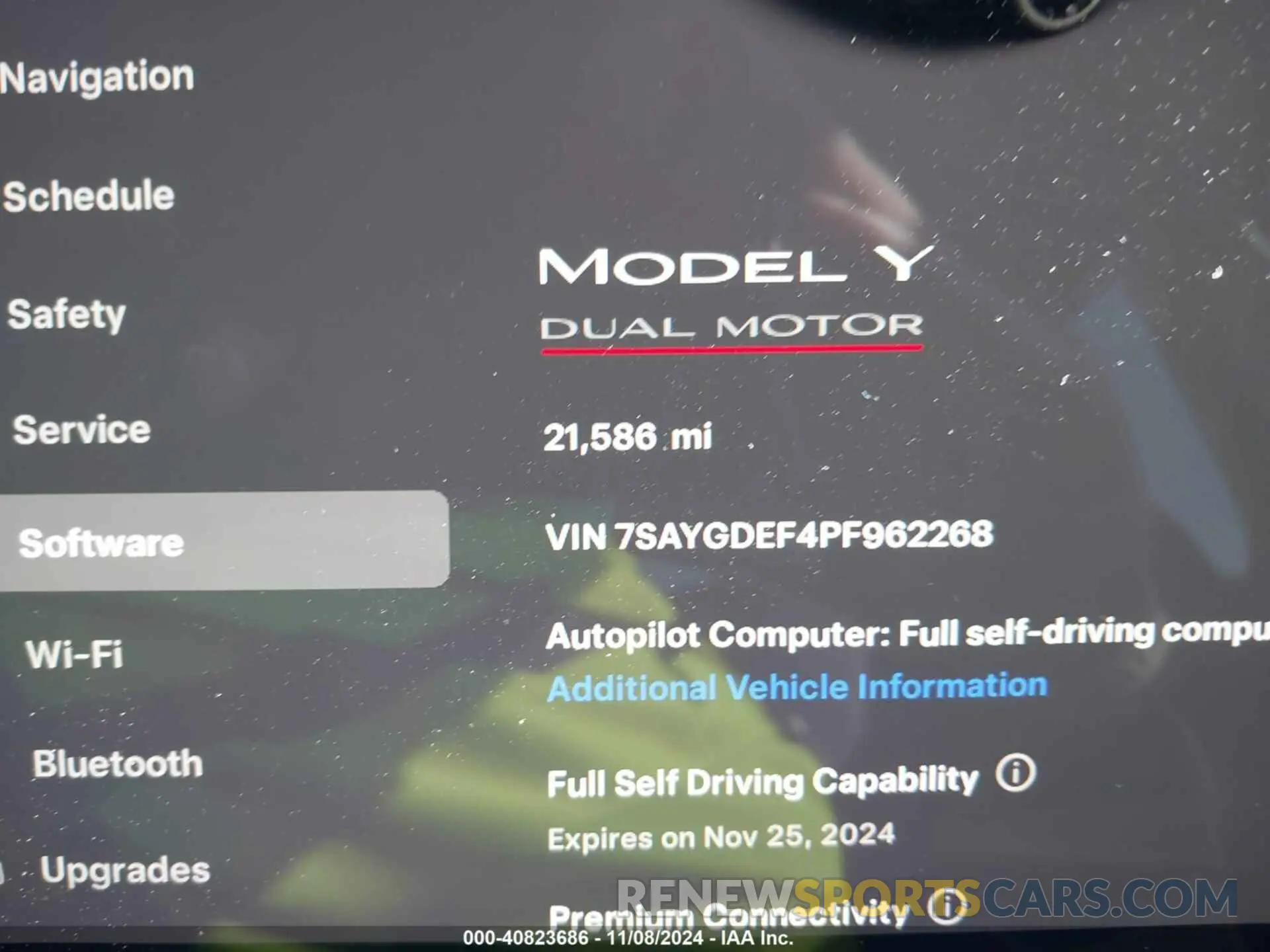 15 Photograph of a damaged car 7SAYGDEF4PF962268 TESLA MODEL Y 2023