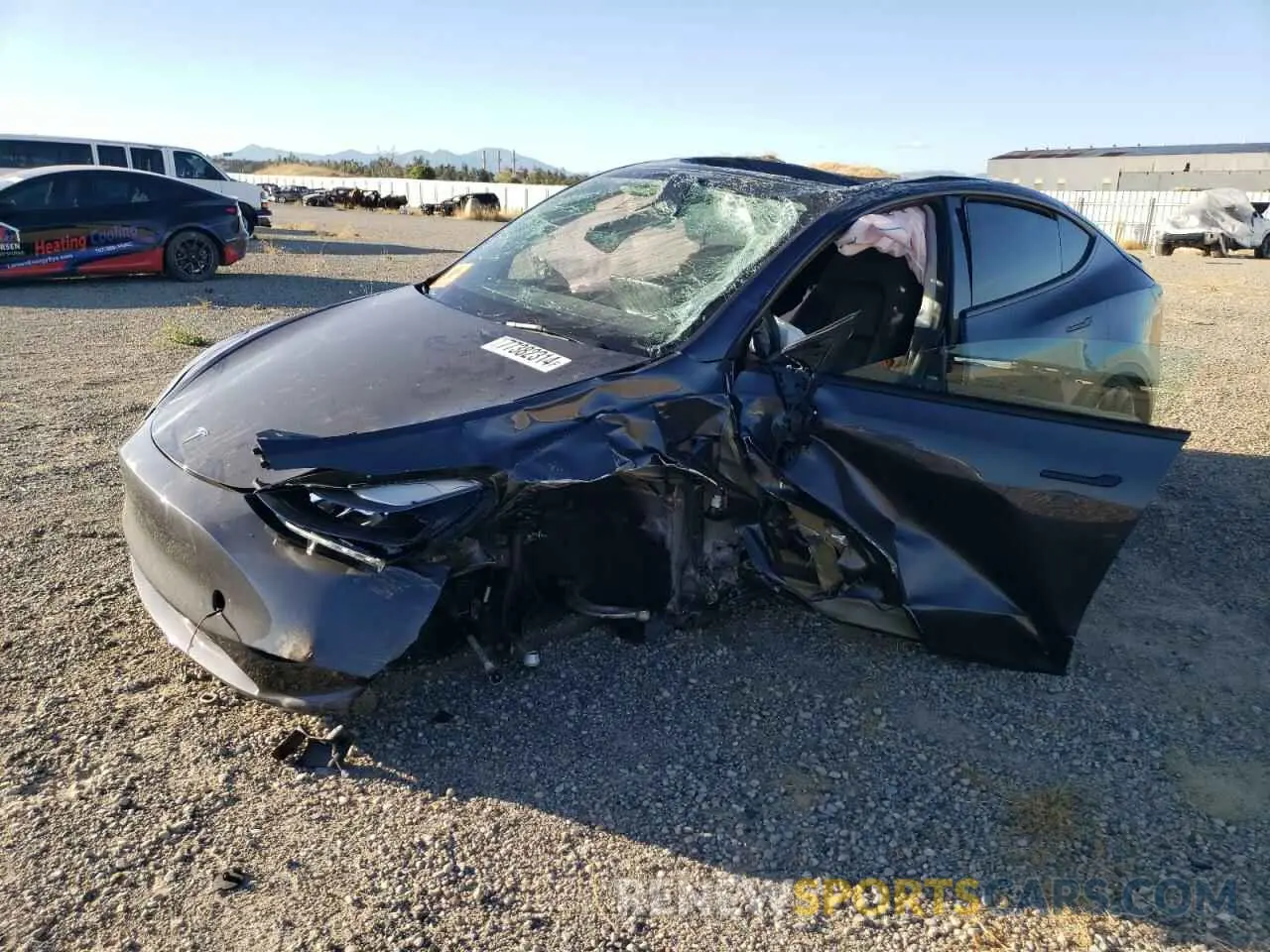 1 Photograph of a damaged car 7SAYGDEF5PF737969 TESLA MODEL Y 2023