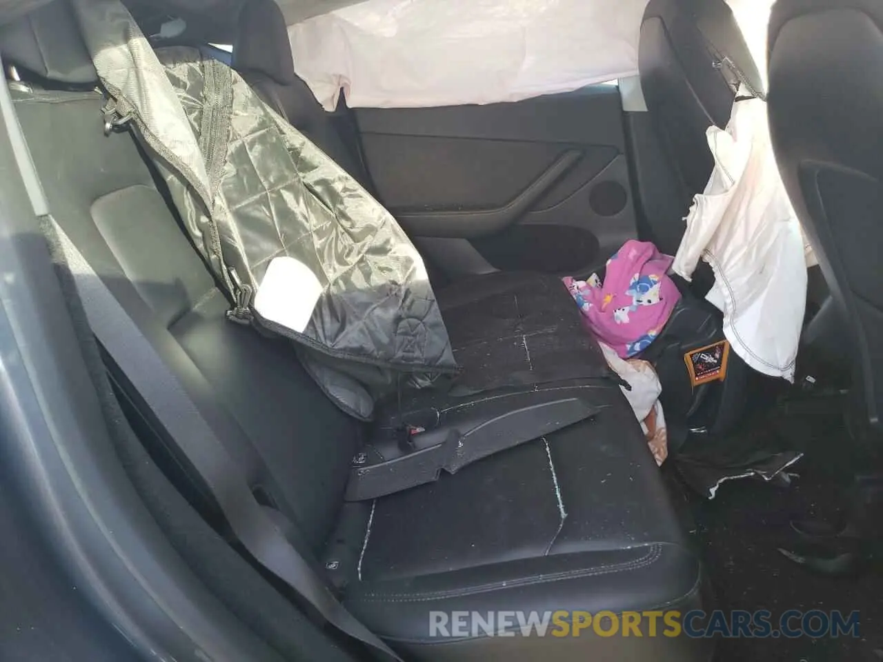 11 Photograph of a damaged car 7SAYGDEF5PF737969 TESLA MODEL Y 2023