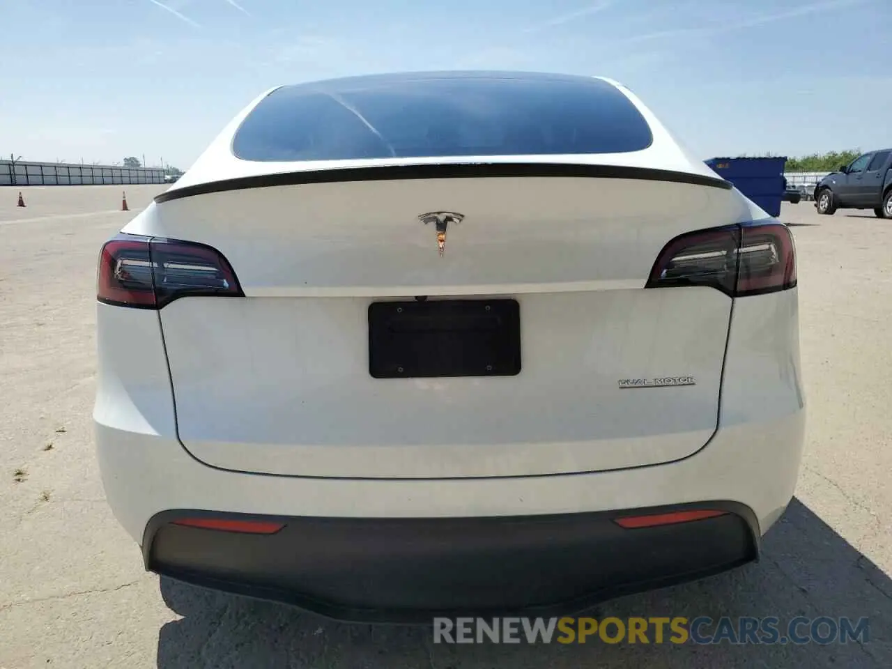 6 Photograph of a damaged car 7SAYGDEF5PF744839 TESLA MODEL Y 2023