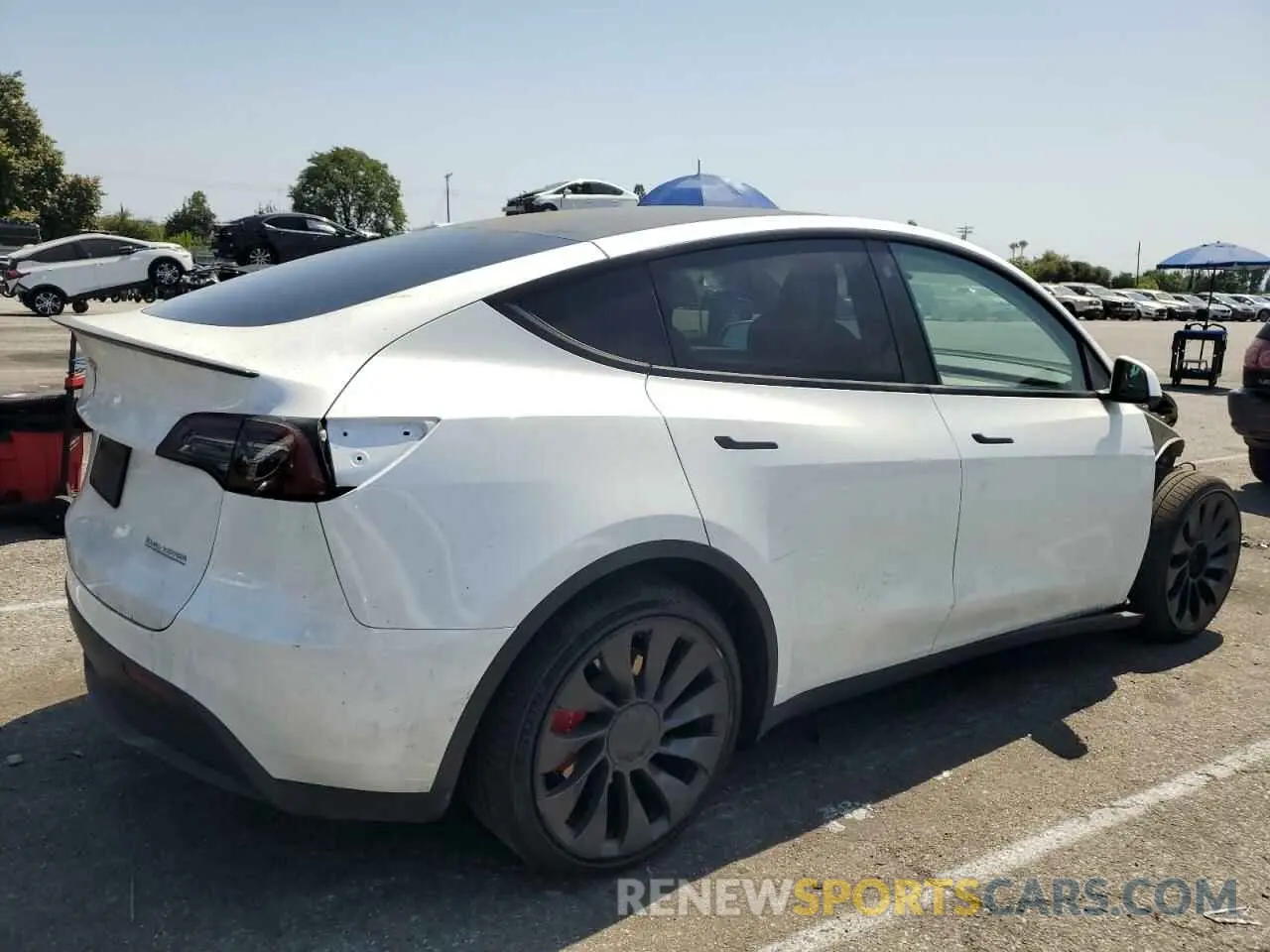3 Photograph of a damaged car 7SAYGDEF5PF761026 TESLA MODEL Y 2023