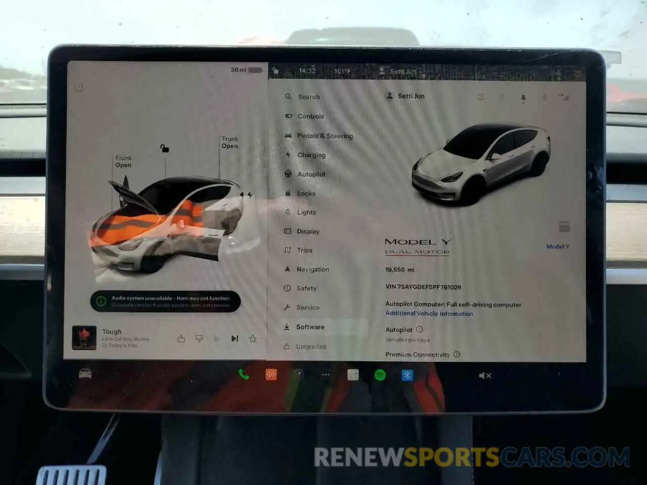 9 Photograph of a damaged car 7SAYGDEF5PF761026 TESLA MODEL Y 2023