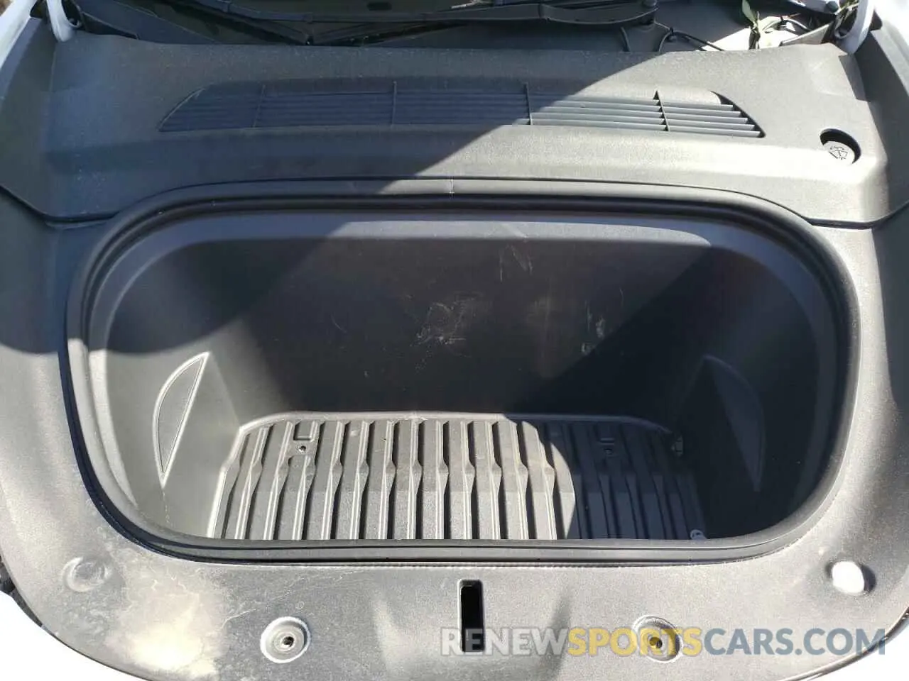 11 Photograph of a damaged car 7SAYGDEF5PF779817 TESLA MODEL Y 2023