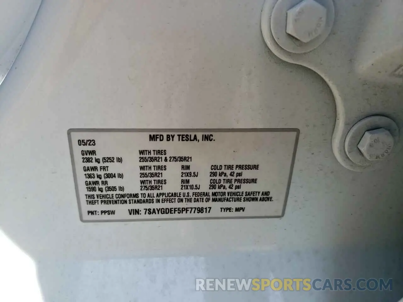 12 Photograph of a damaged car 7SAYGDEF5PF779817 TESLA MODEL Y 2023