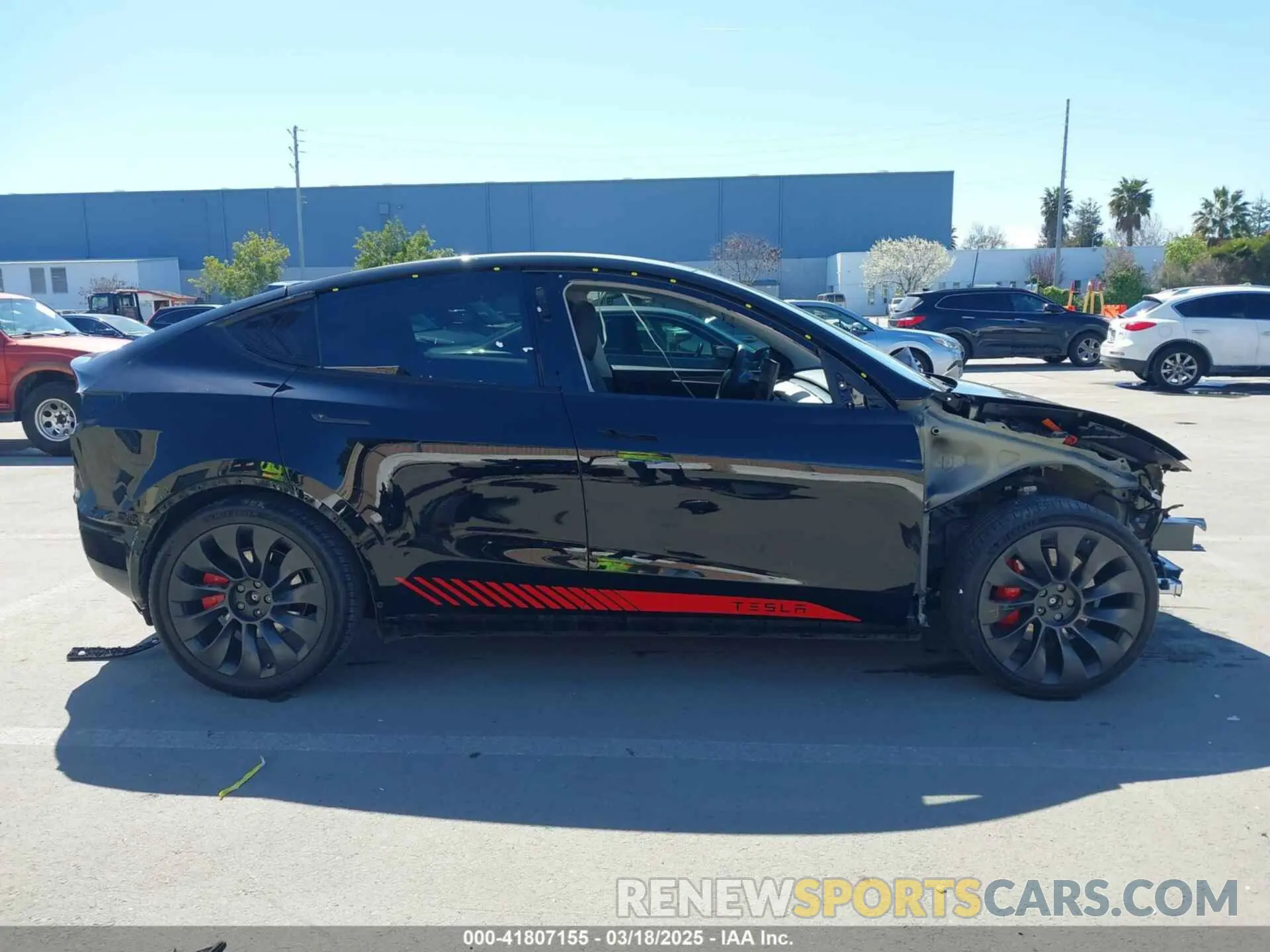14 Photograph of a damaged car 7SAYGDEF5PF793197 TESLA MODEL Y 2023