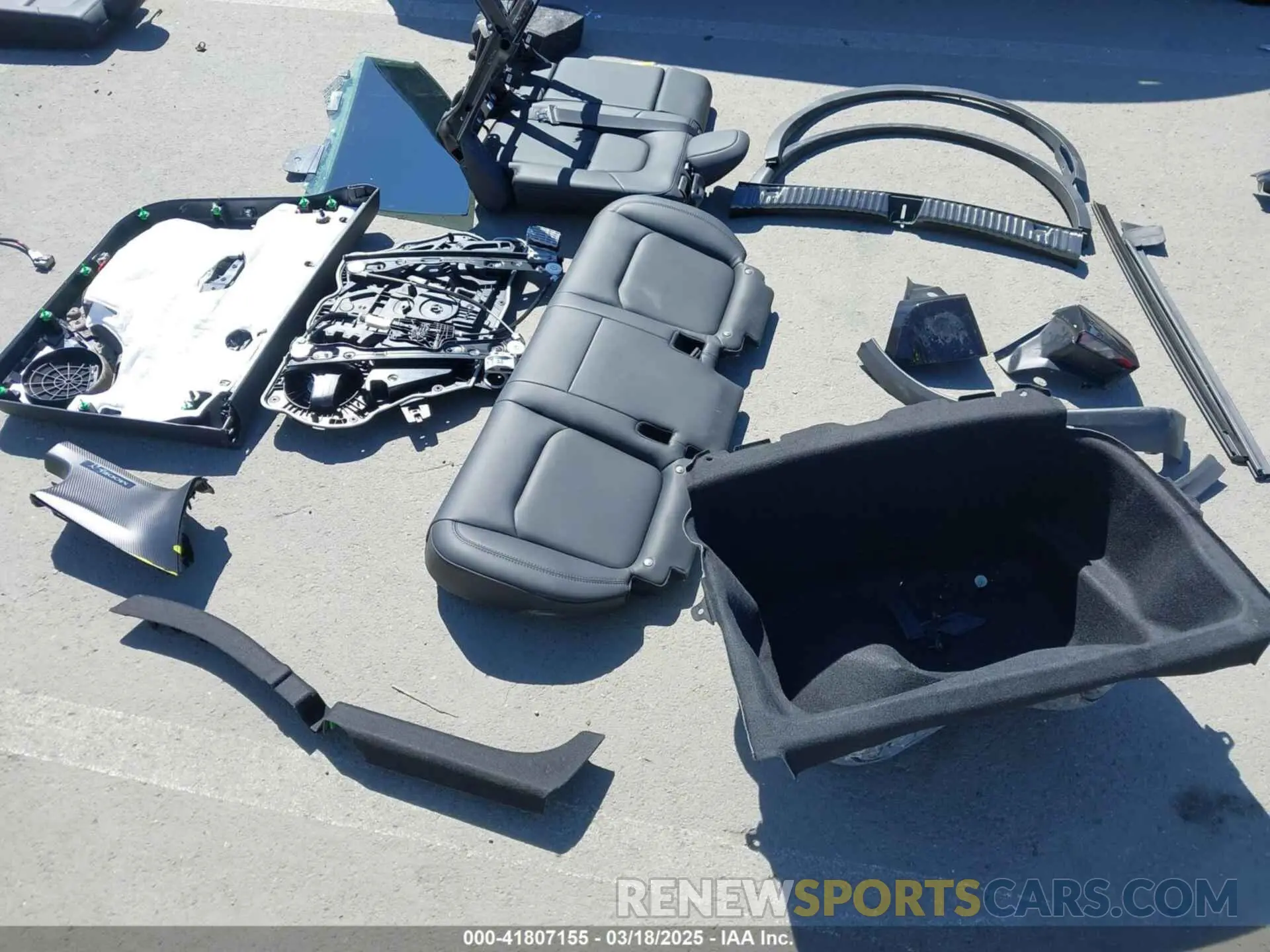 20 Photograph of a damaged car 7SAYGDEF5PF793197 TESLA MODEL Y 2023