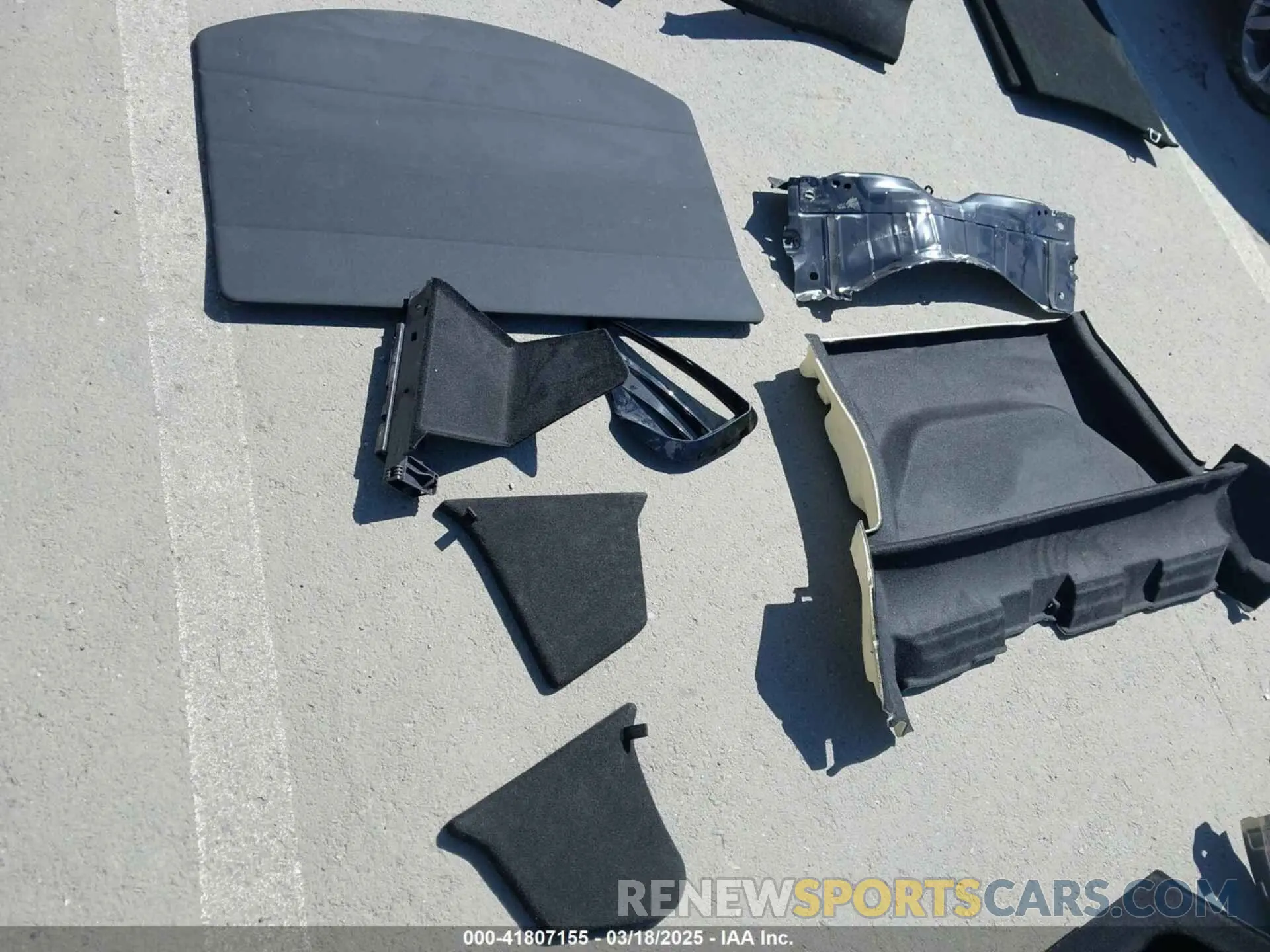 22 Photograph of a damaged car 7SAYGDEF5PF793197 TESLA MODEL Y 2023