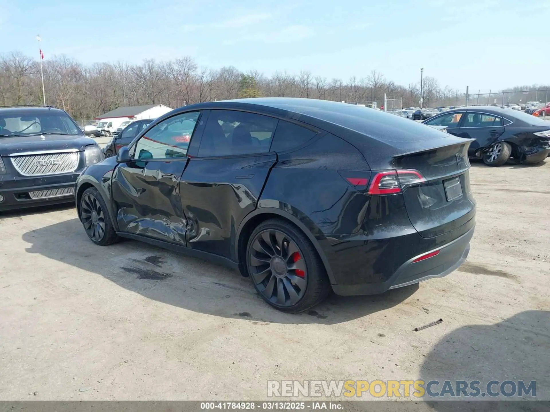 3 Photograph of a damaged car 7SAYGDEF5PF795483 TESLA MODEL Y 2023