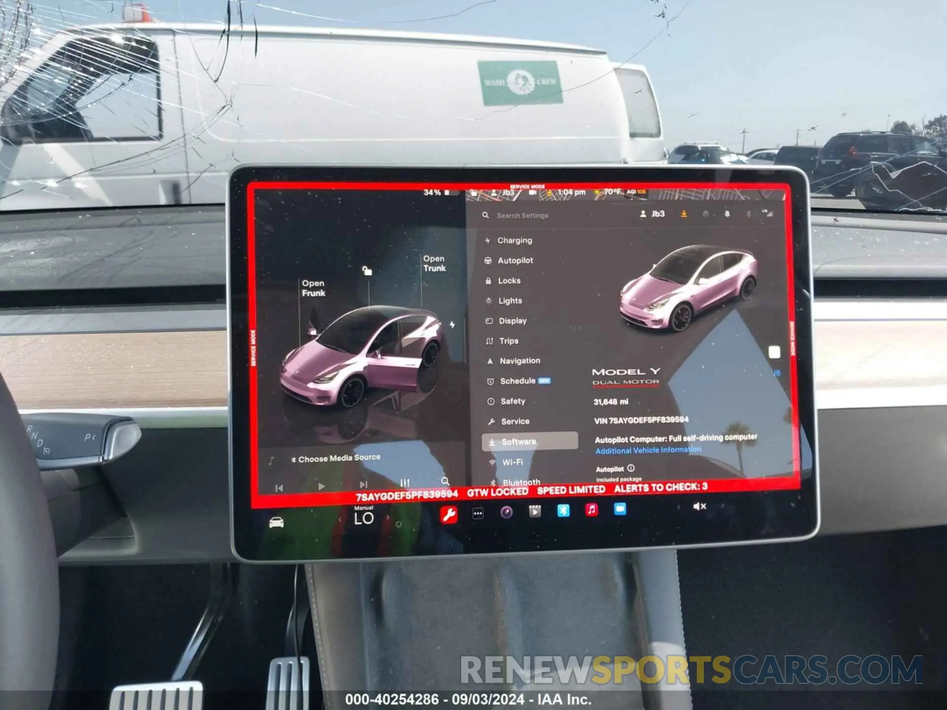 17 Photograph of a damaged car 7SAYGDEF5PF839594 TESLA MODEL Y 2023