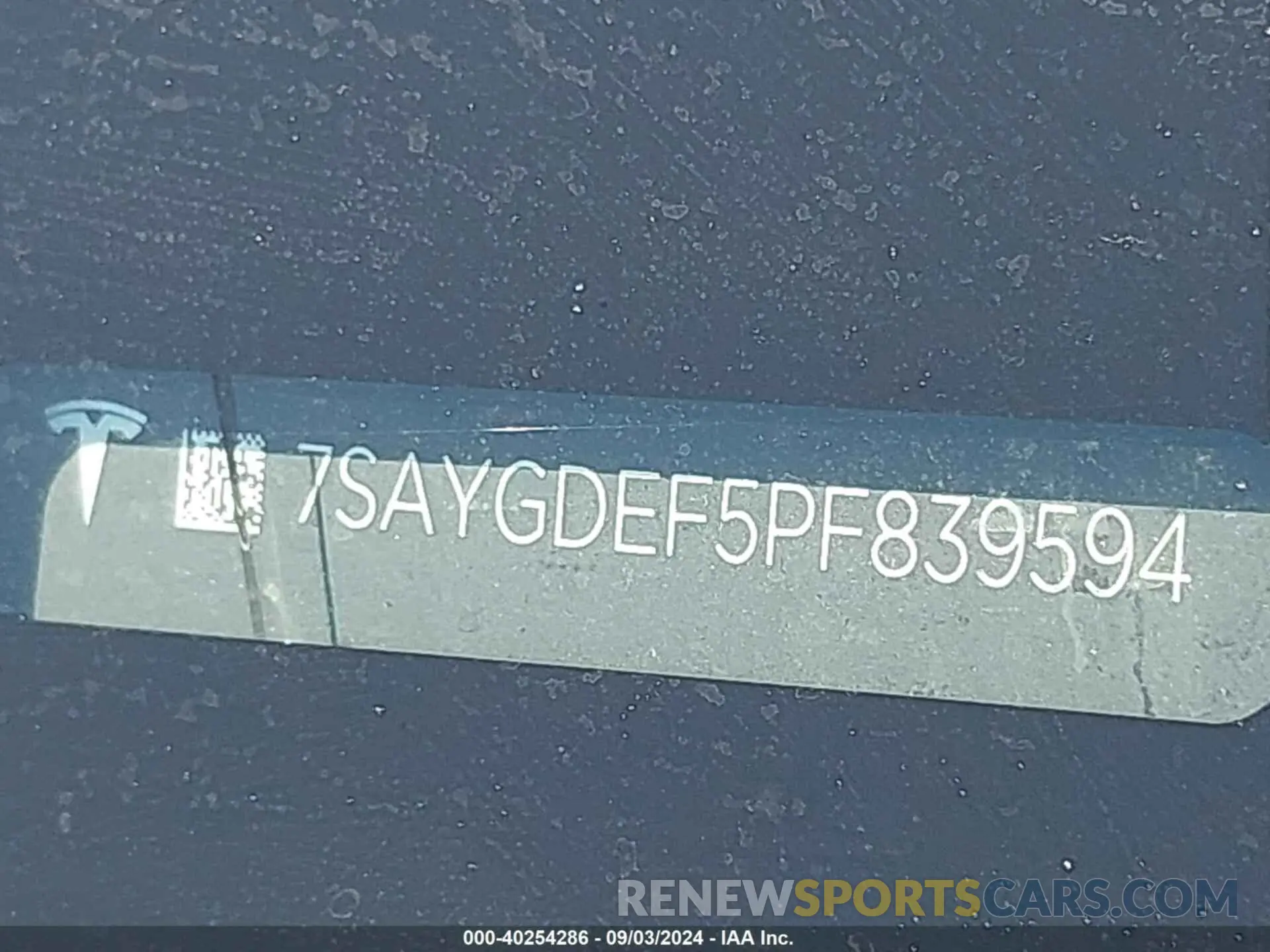 9 Photograph of a damaged car 7SAYGDEF5PF839594 TESLA MODEL Y 2023