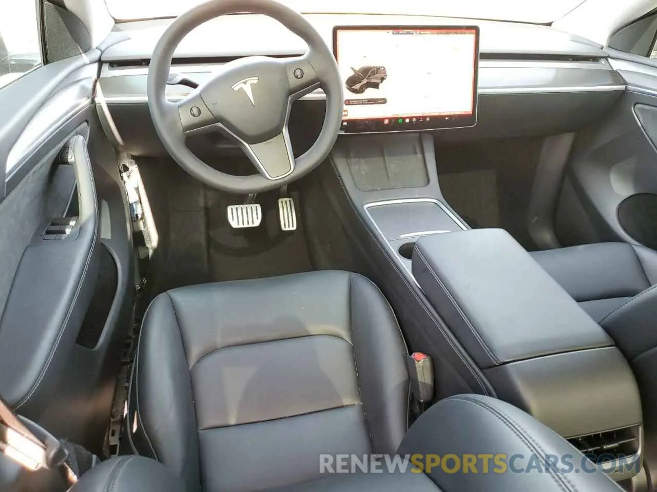 8 Photograph of a damaged car 7SAYGDEF5PF841619 TESLA MODEL Y 2023