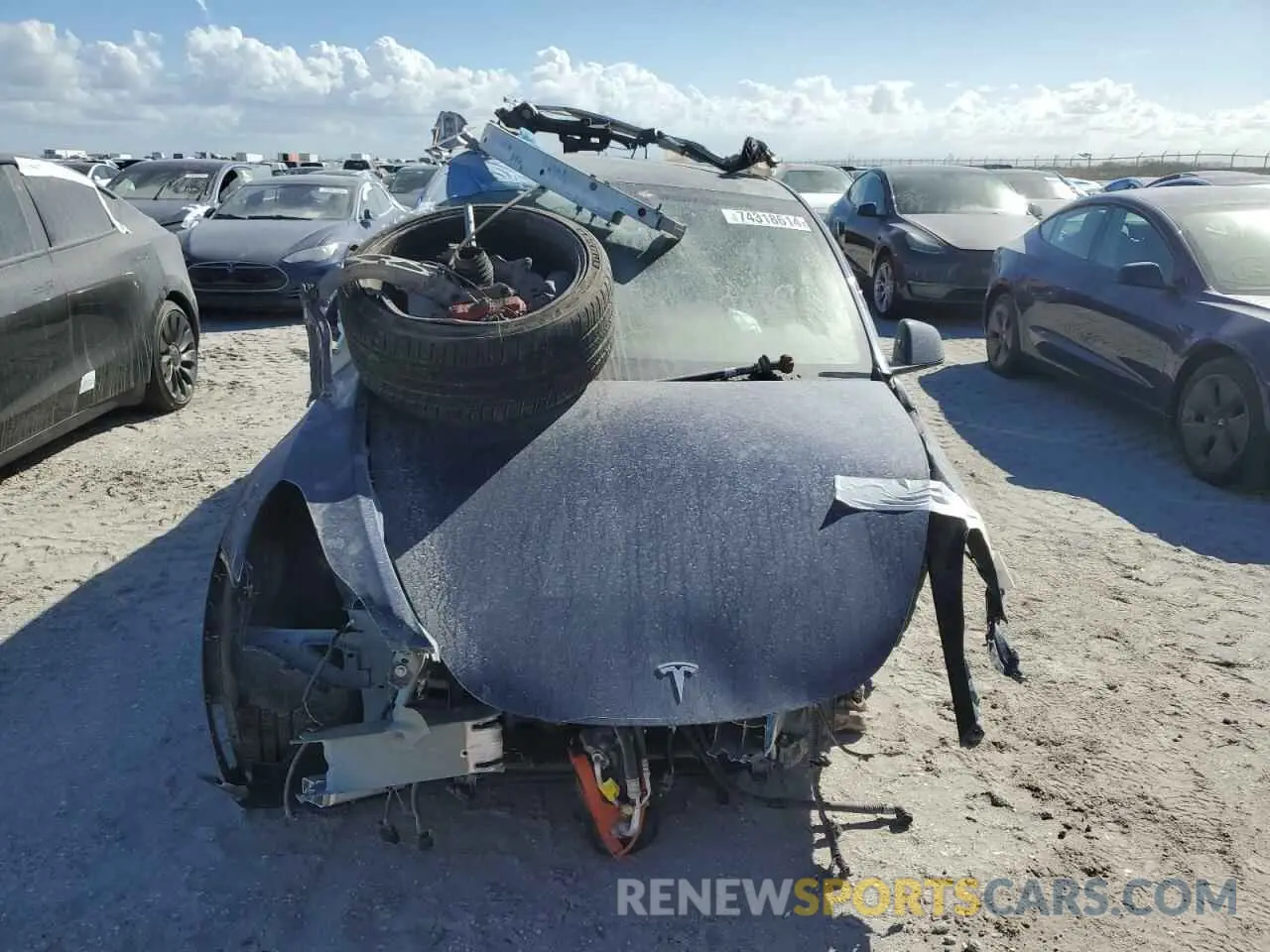 5 Photograph of a damaged car 7SAYGDEF5PF863801 TESLA MODEL Y 2023
