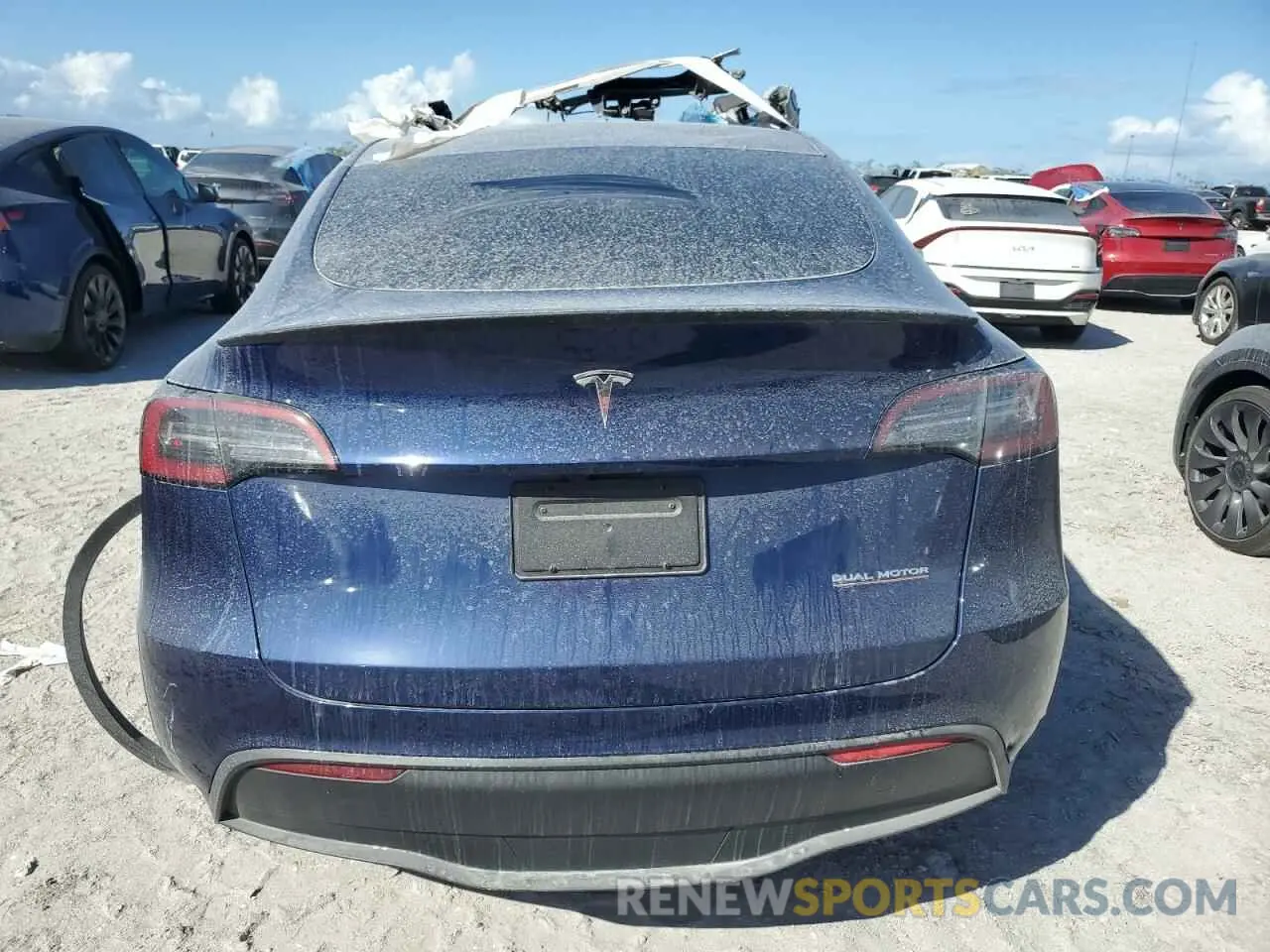 6 Photograph of a damaged car 7SAYGDEF5PF863801 TESLA MODEL Y 2023