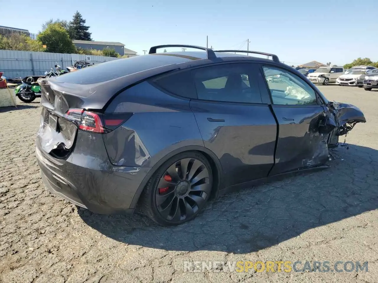 3 Photograph of a damaged car 7SAYGDEF5PF901740 TESLA MODEL Y 2023