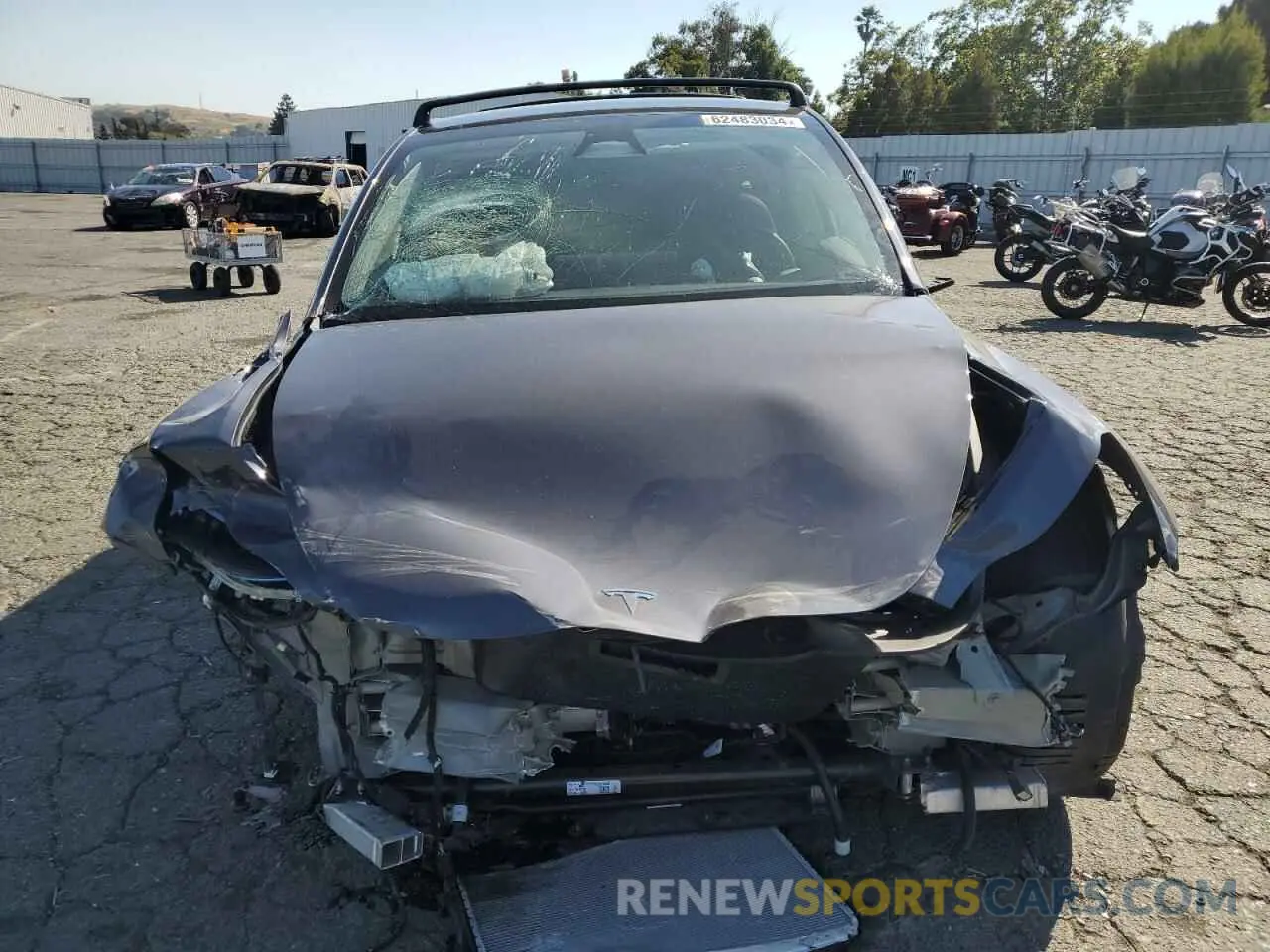 5 Photograph of a damaged car 7SAYGDEF5PF901740 TESLA MODEL Y 2023