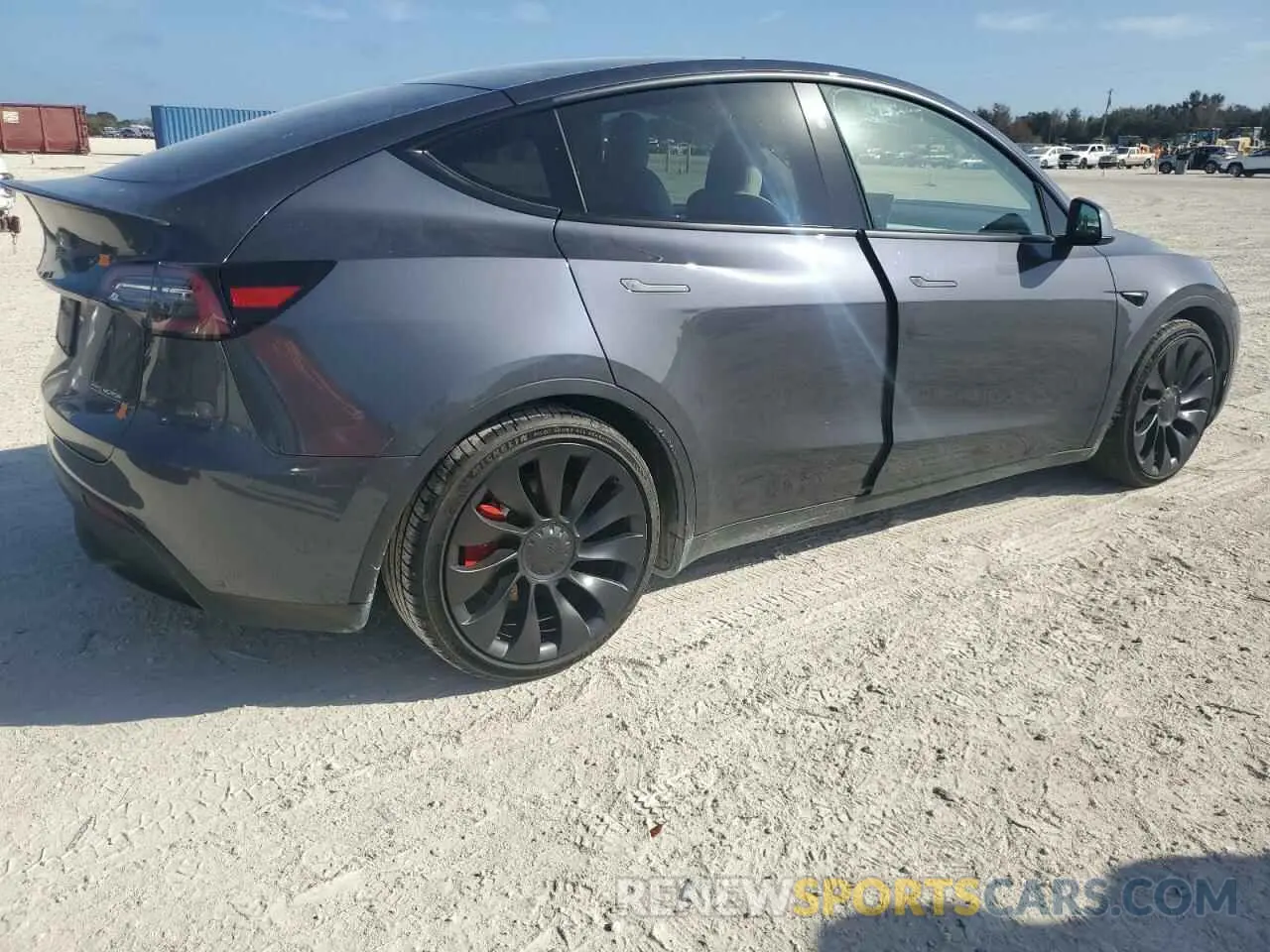 3 Photograph of a damaged car 7SAYGDEF5PF915038 TESLA MODEL Y 2023