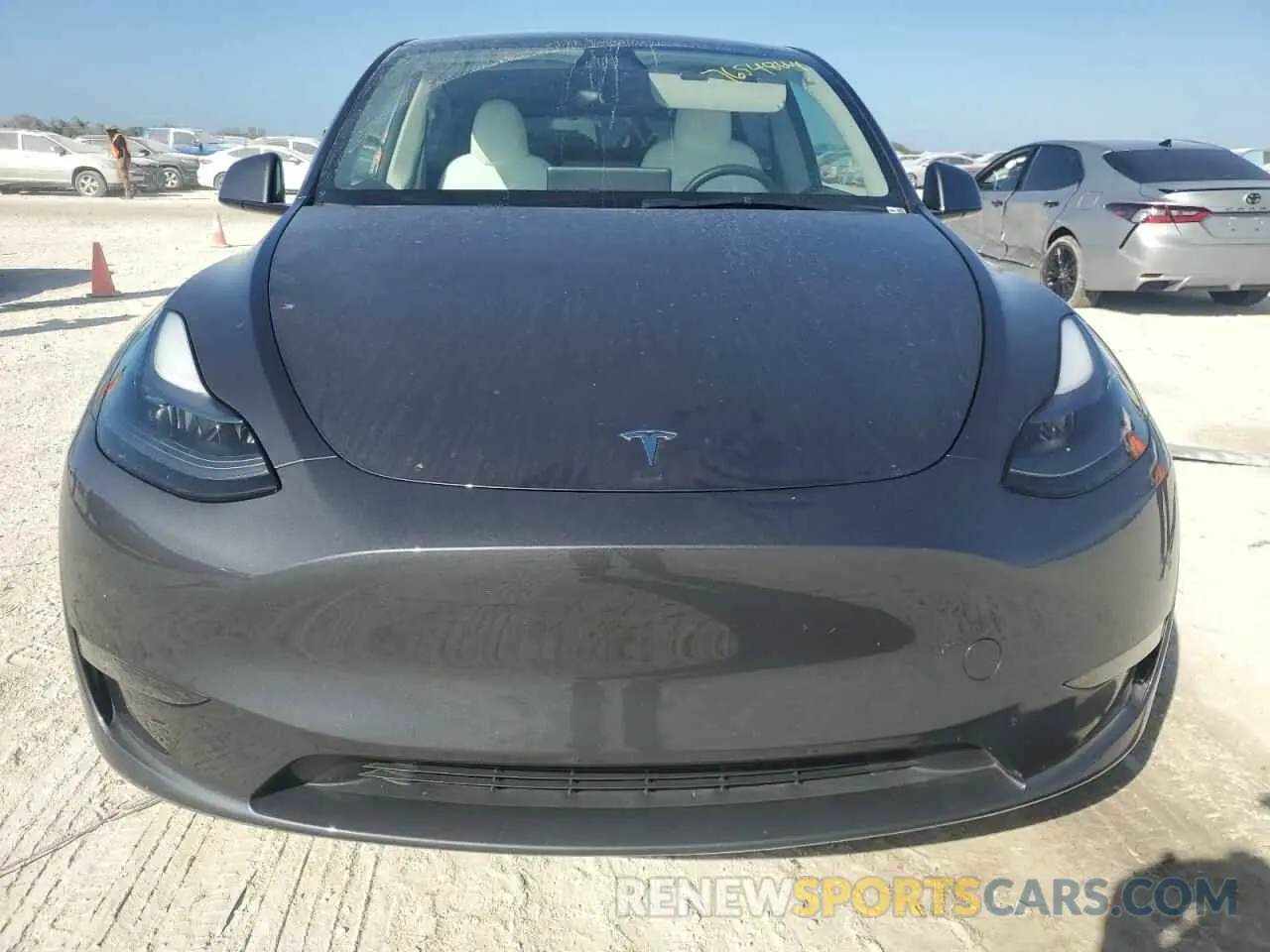 5 Photograph of a damaged car 7SAYGDEF5PF915038 TESLA MODEL Y 2023