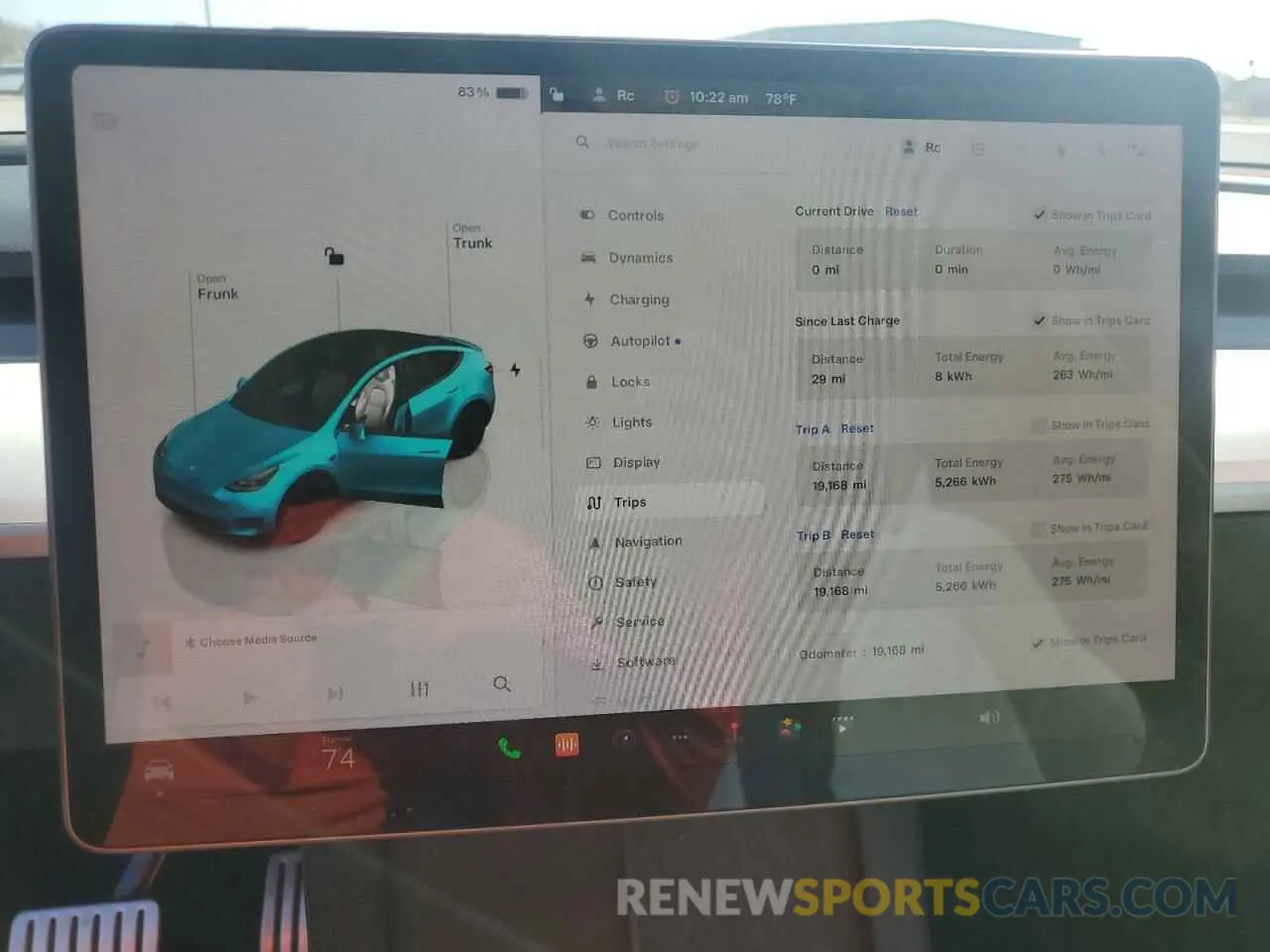 9 Photograph of a damaged car 7SAYGDEF5PF915038 TESLA MODEL Y 2023