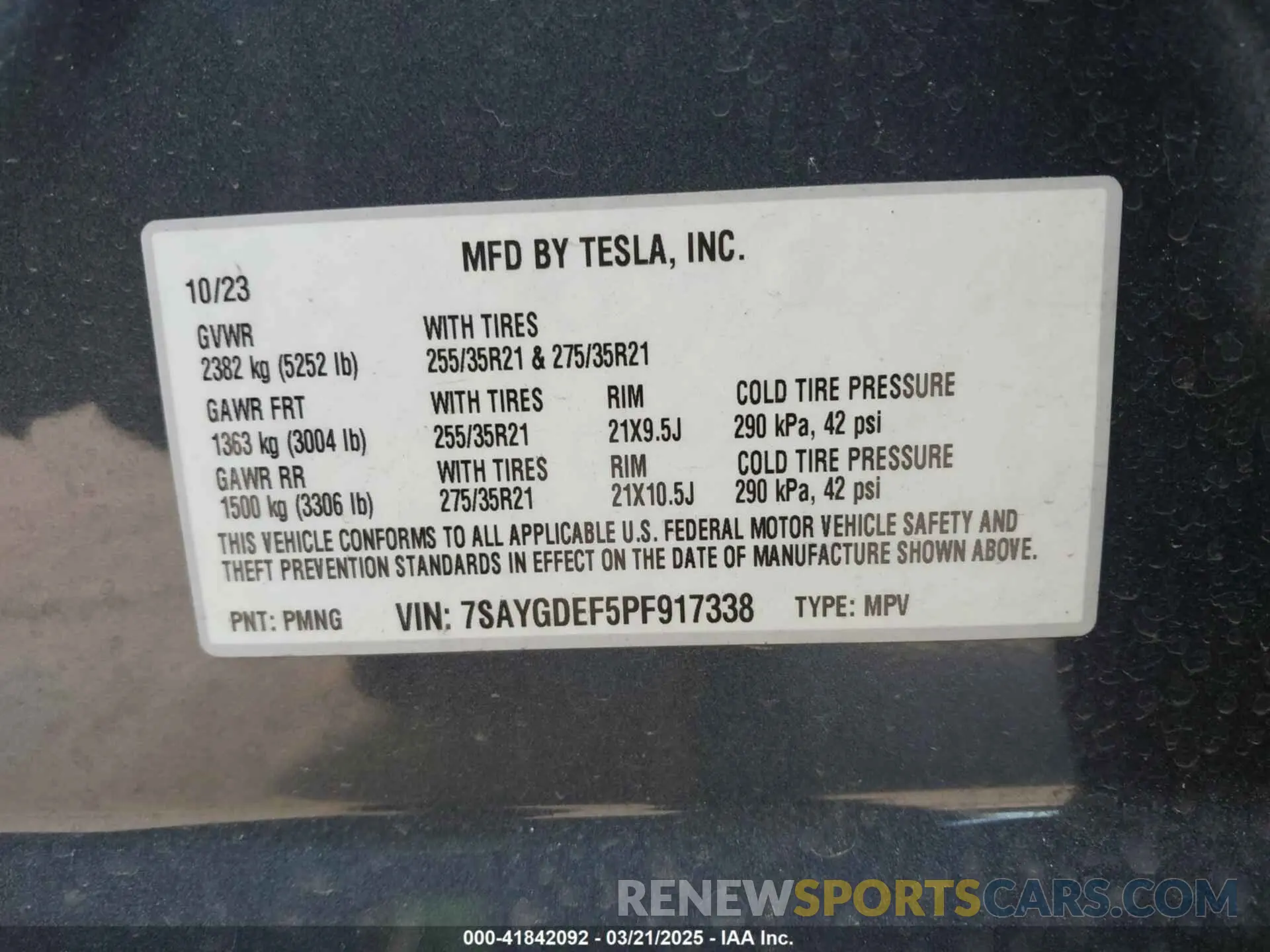 9 Photograph of a damaged car 7SAYGDEF5PF917338 TESLA MODEL Y 2023