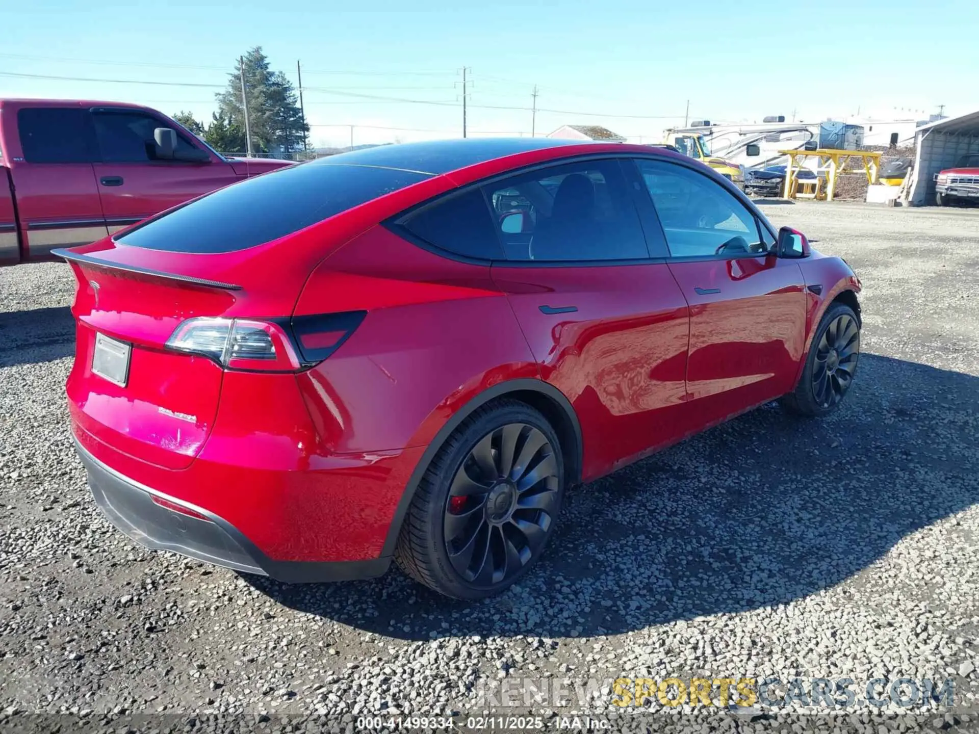 4 Photograph of a damaged car 7SAYGDEF5PF968855 TESLA MODEL Y 2023