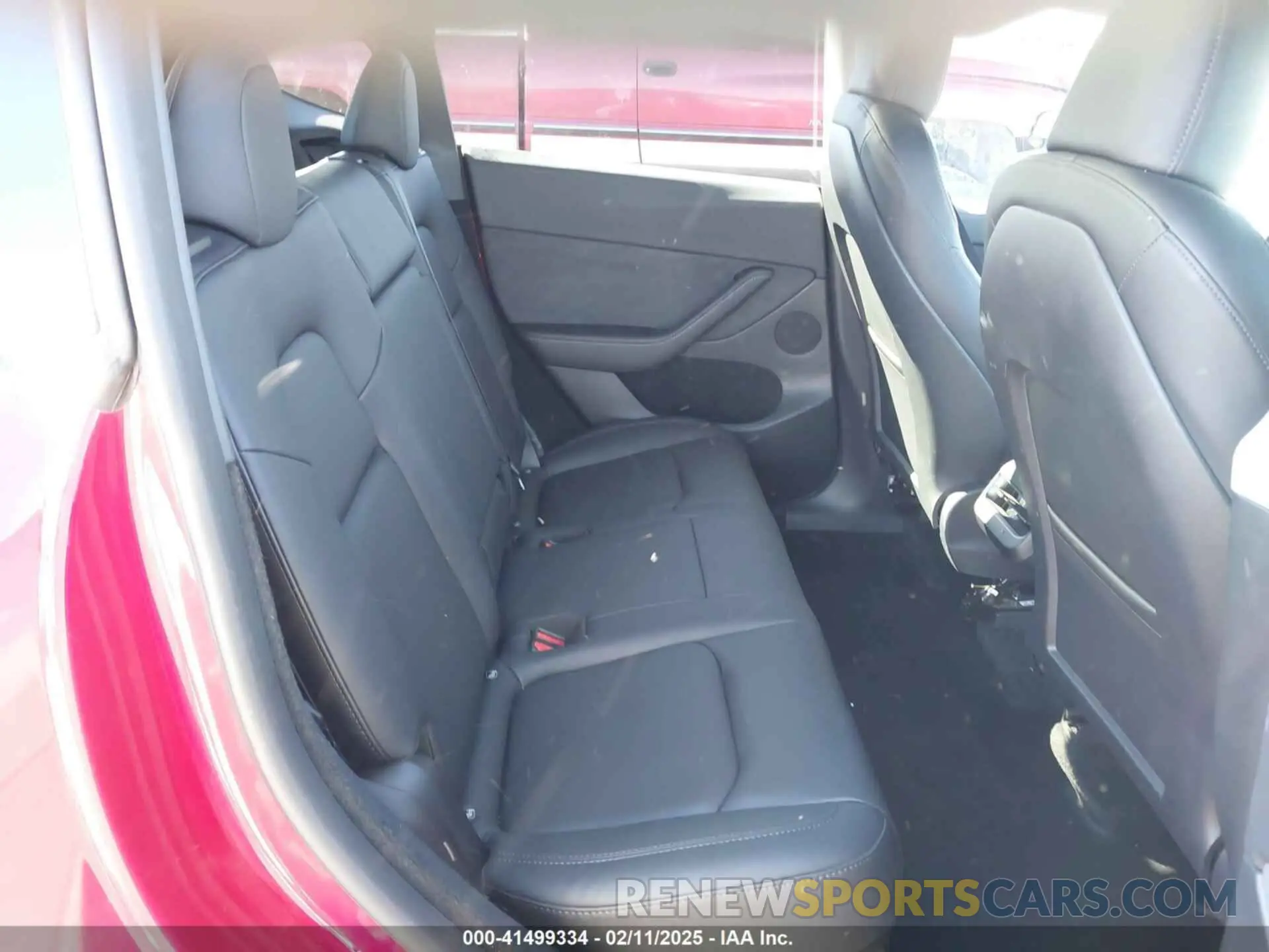8 Photograph of a damaged car 7SAYGDEF5PF968855 TESLA MODEL Y 2023