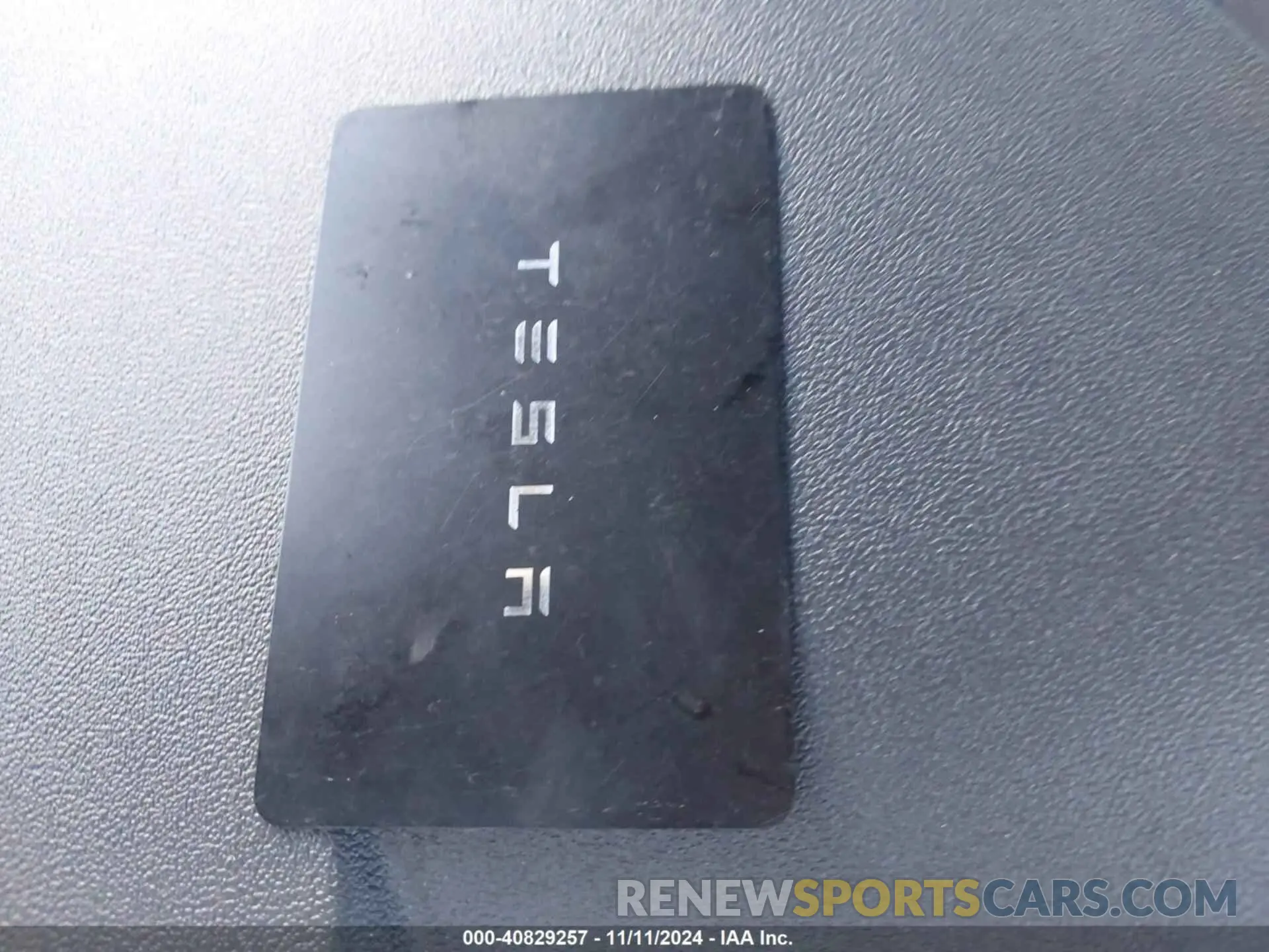 11 Photograph of a damaged car 7SAYGDEF6PF668564 TESLA MODEL Y 2023