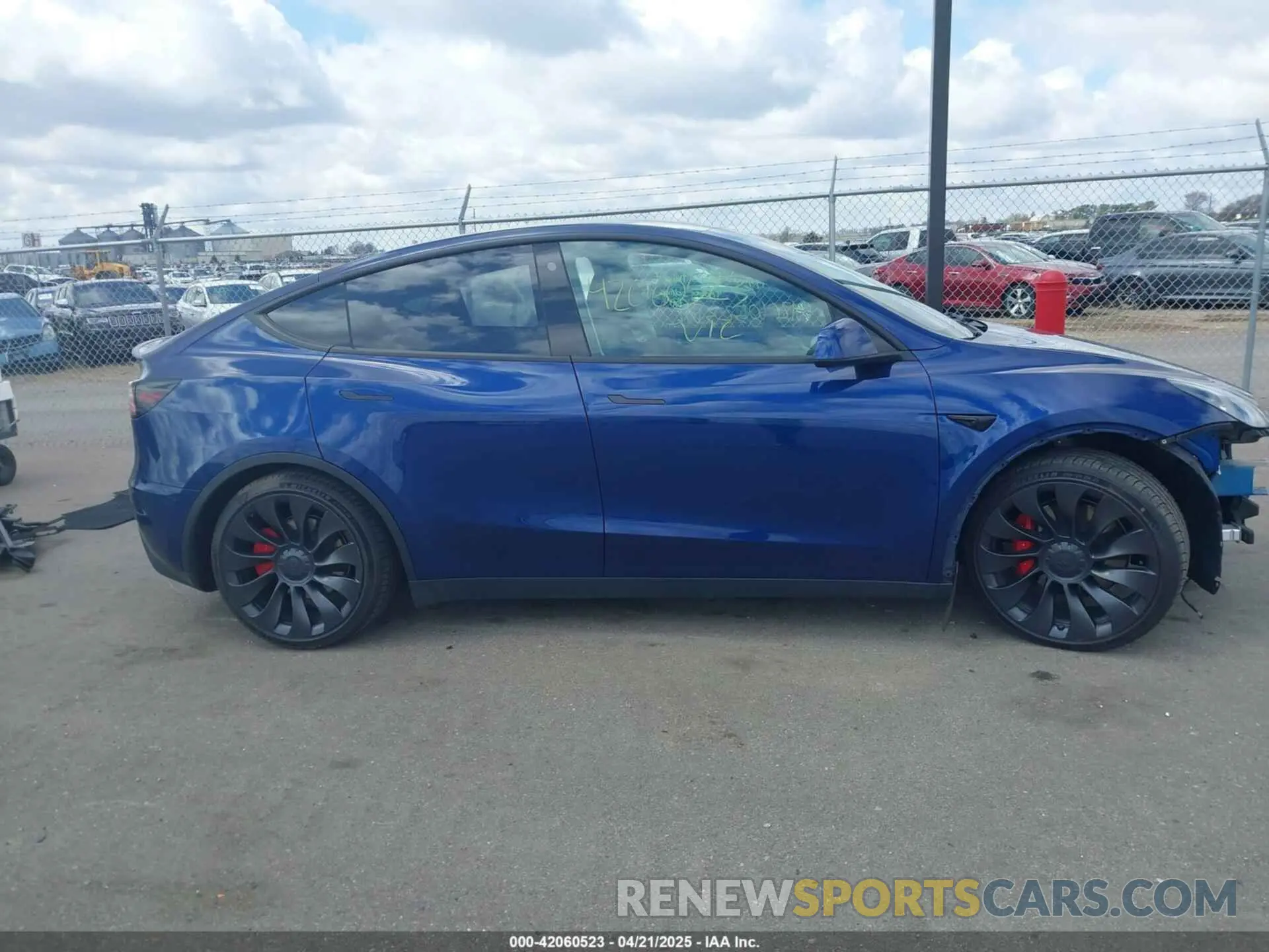 13 Photograph of a damaged car 7SAYGDEF6PF711526 TESLA MODEL Y 2023