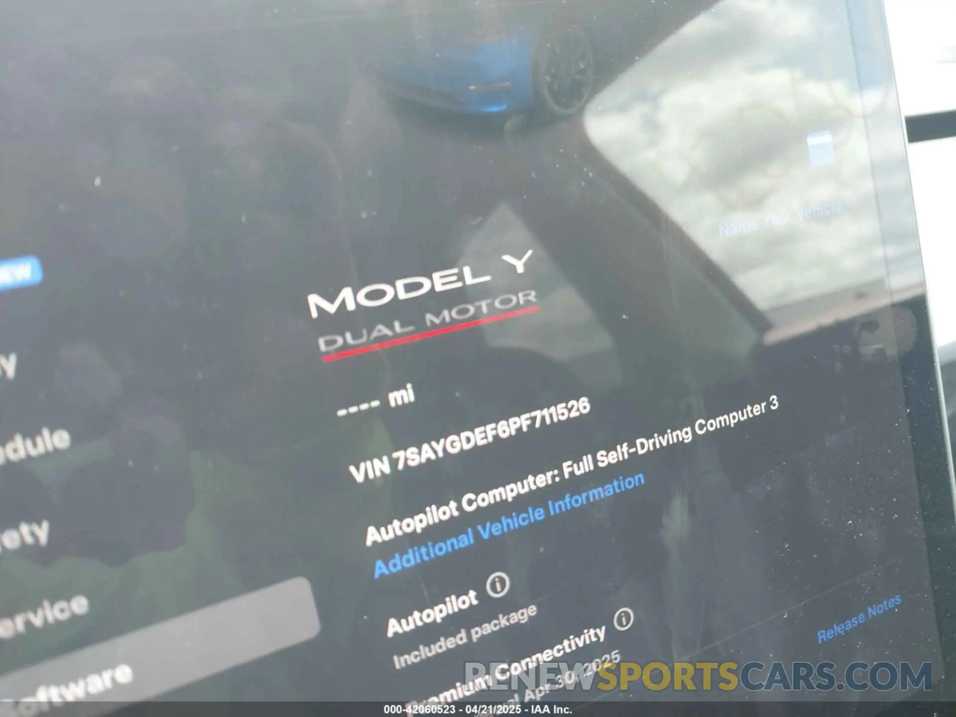 15 Photograph of a damaged car 7SAYGDEF6PF711526 TESLA MODEL Y 2023