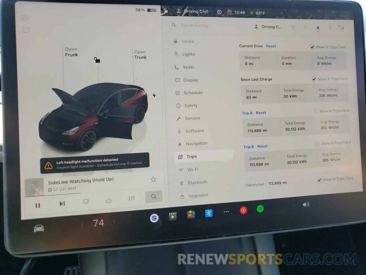 9 Photograph of a damaged car 7SAYGDEF6PF796822 TESLA MODEL Y 2023