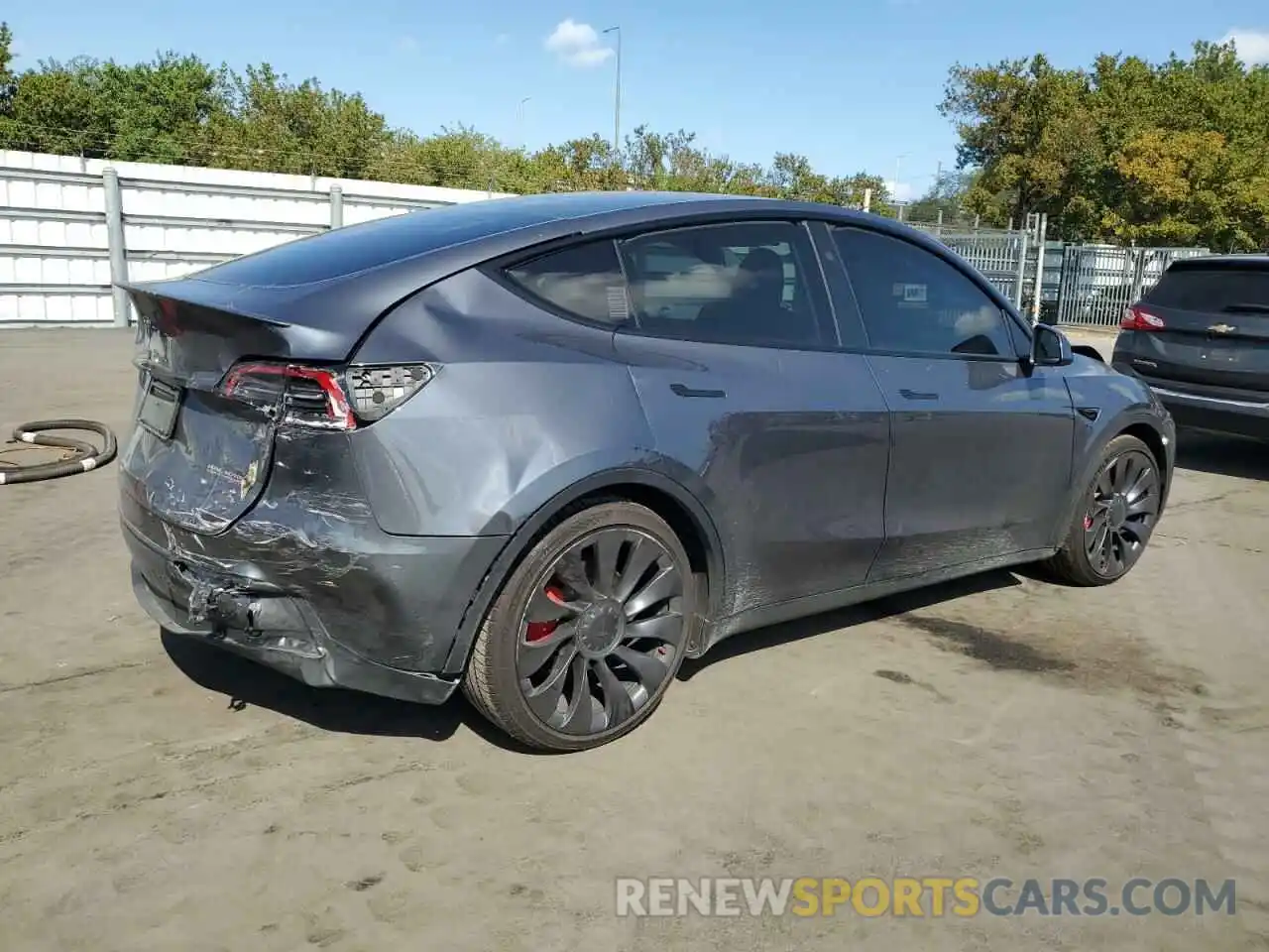 3 Photograph of a damaged car 7SAYGDEF6PF829088 TESLA MODEL Y 2023