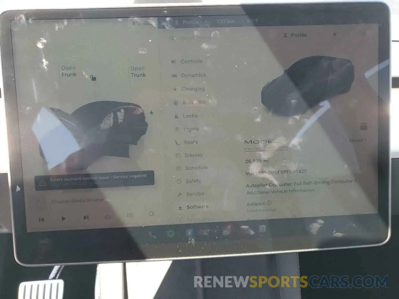 9 Photograph of a damaged car 7SAYGDEF6PF846425 TESLA MODEL Y 2023