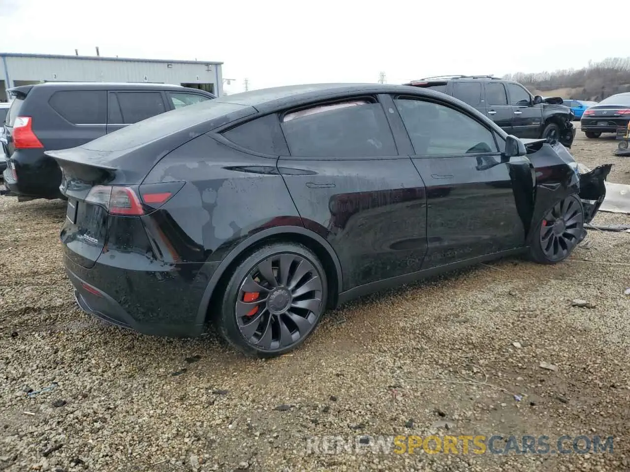 3 Photograph of a damaged car 7SAYGDEF6PF871597 TESLA MODEL Y 2023