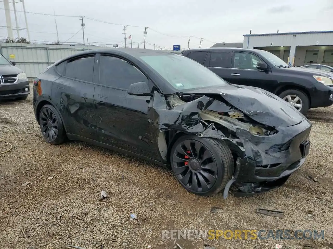 4 Photograph of a damaged car 7SAYGDEF6PF871597 TESLA MODEL Y 2023
