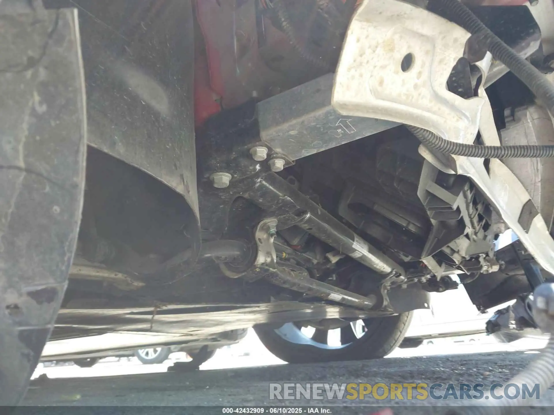 23 Photograph of a damaged car 7SAYGDEF6PF884673 TESLA MODEL Y 2023