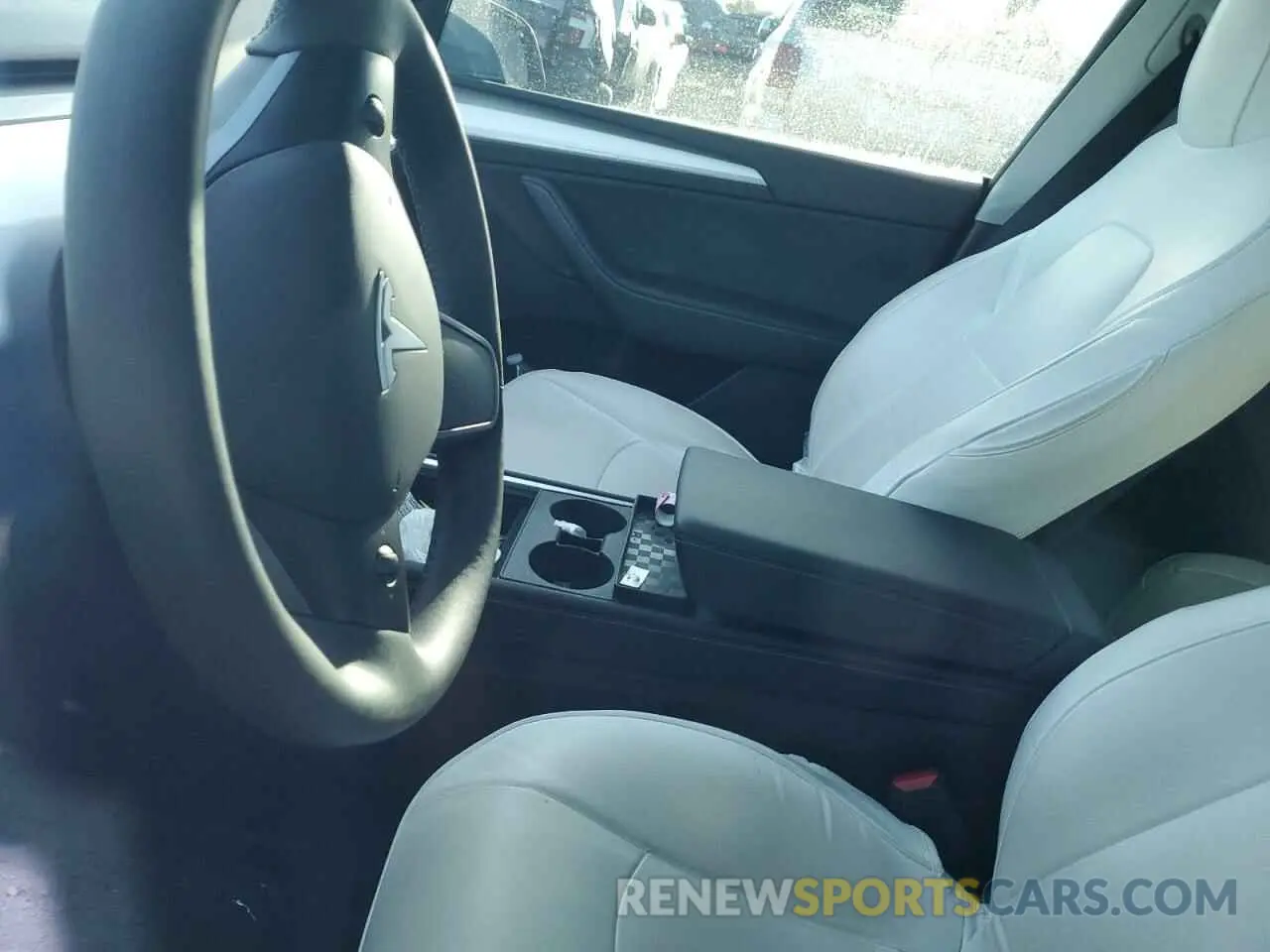 7 Photograph of a damaged car 7SAYGDEF6PF904789 TESLA MODEL Y 2023