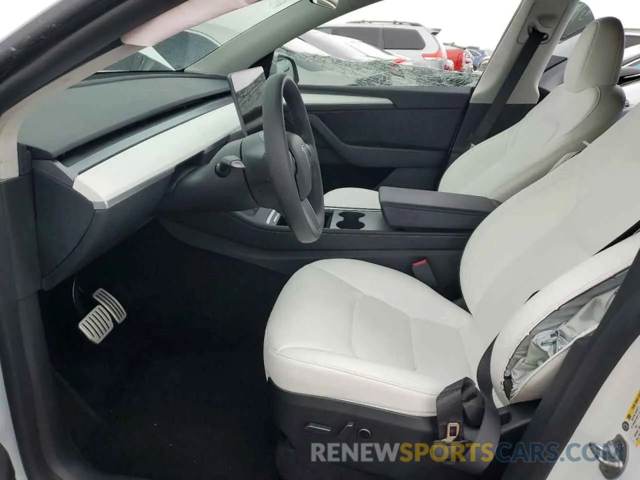 7 Photograph of a damaged car 7SAYGDEF6PF924461 TESLA MODEL Y 2023